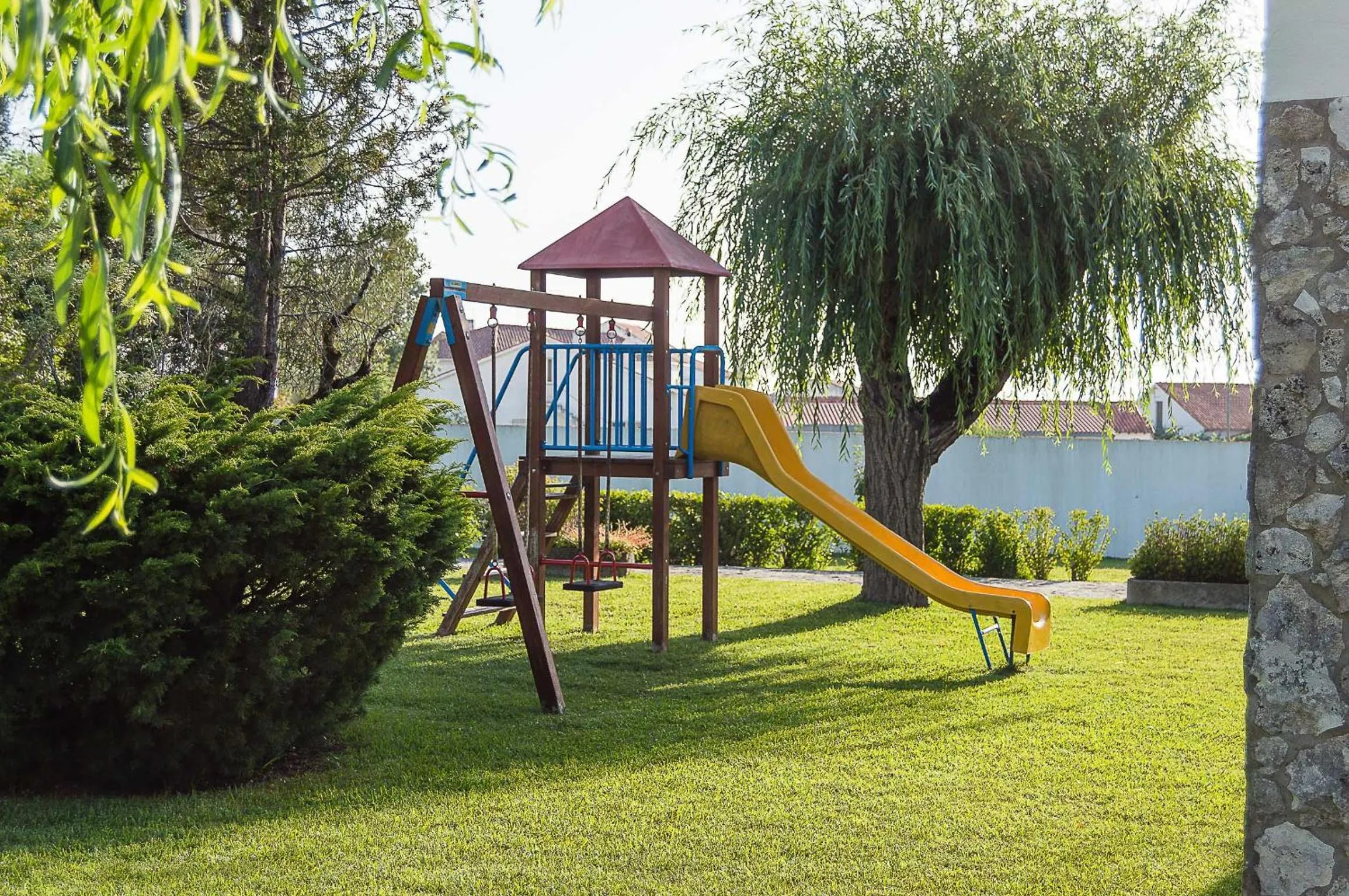 Children play ground in Casa Da Padeira - Turismo Rural