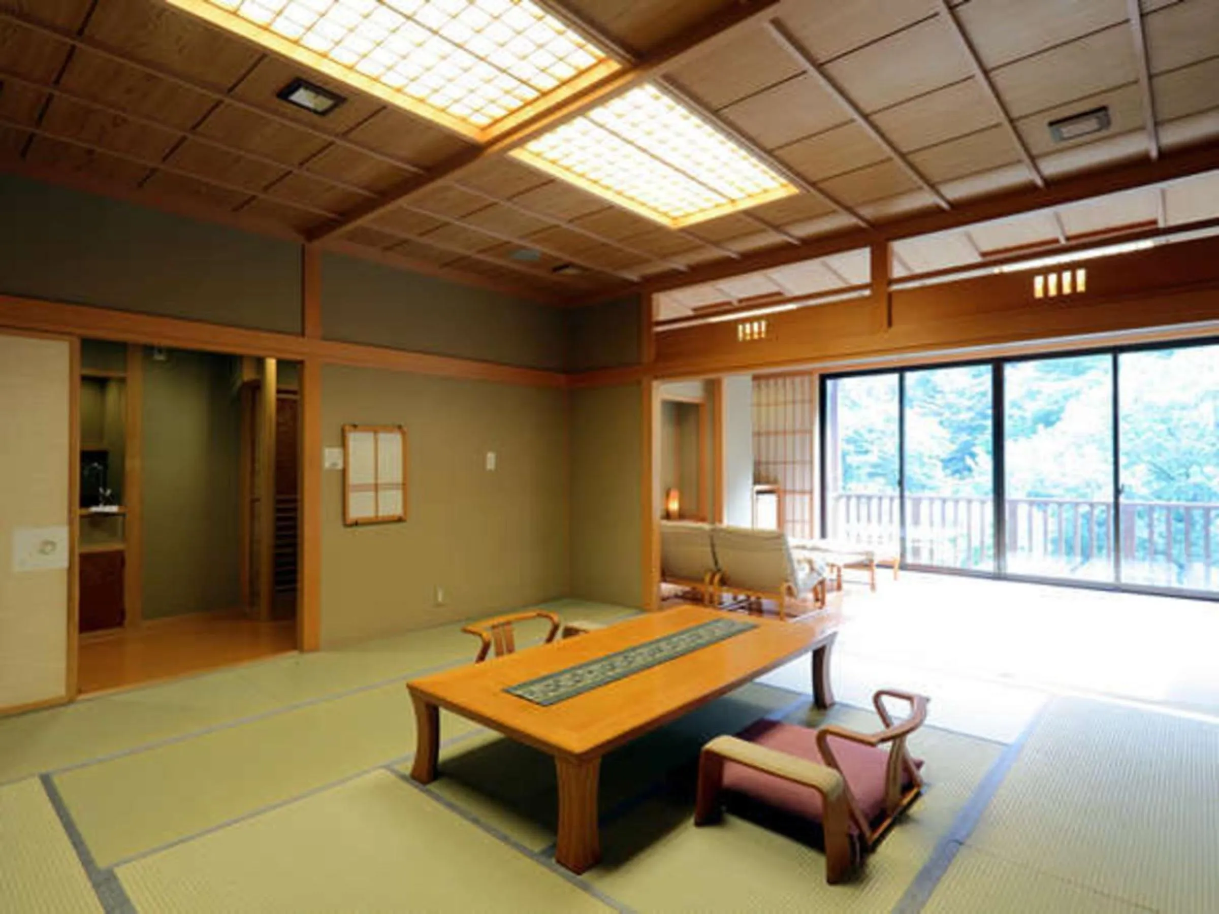 Photo of the whole room in Kinseikan Seseragi