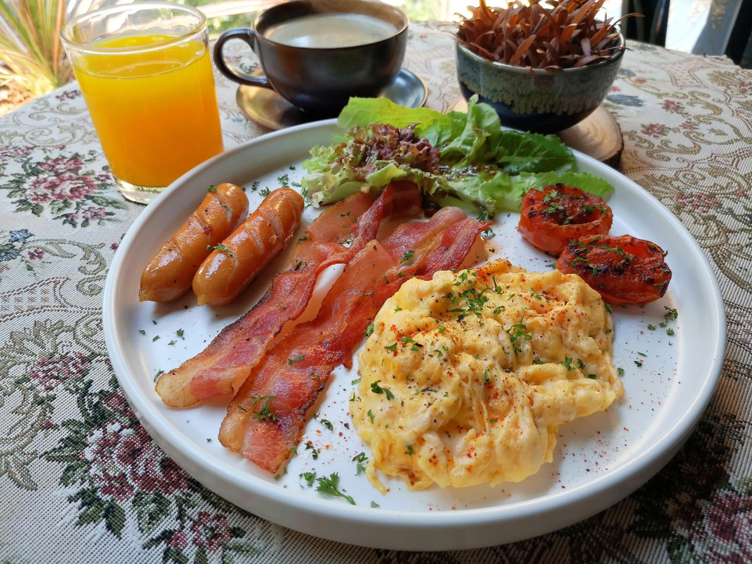 Breakfast in Old Capital Bike Inn - SHA Certified