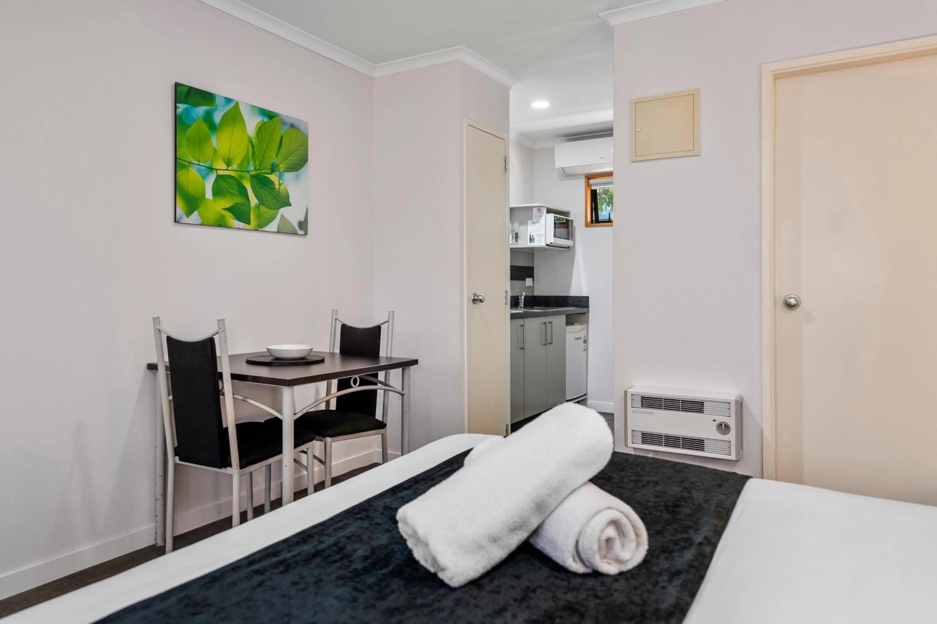 Bed in Bethlehem Motor Inn and Conference Centre