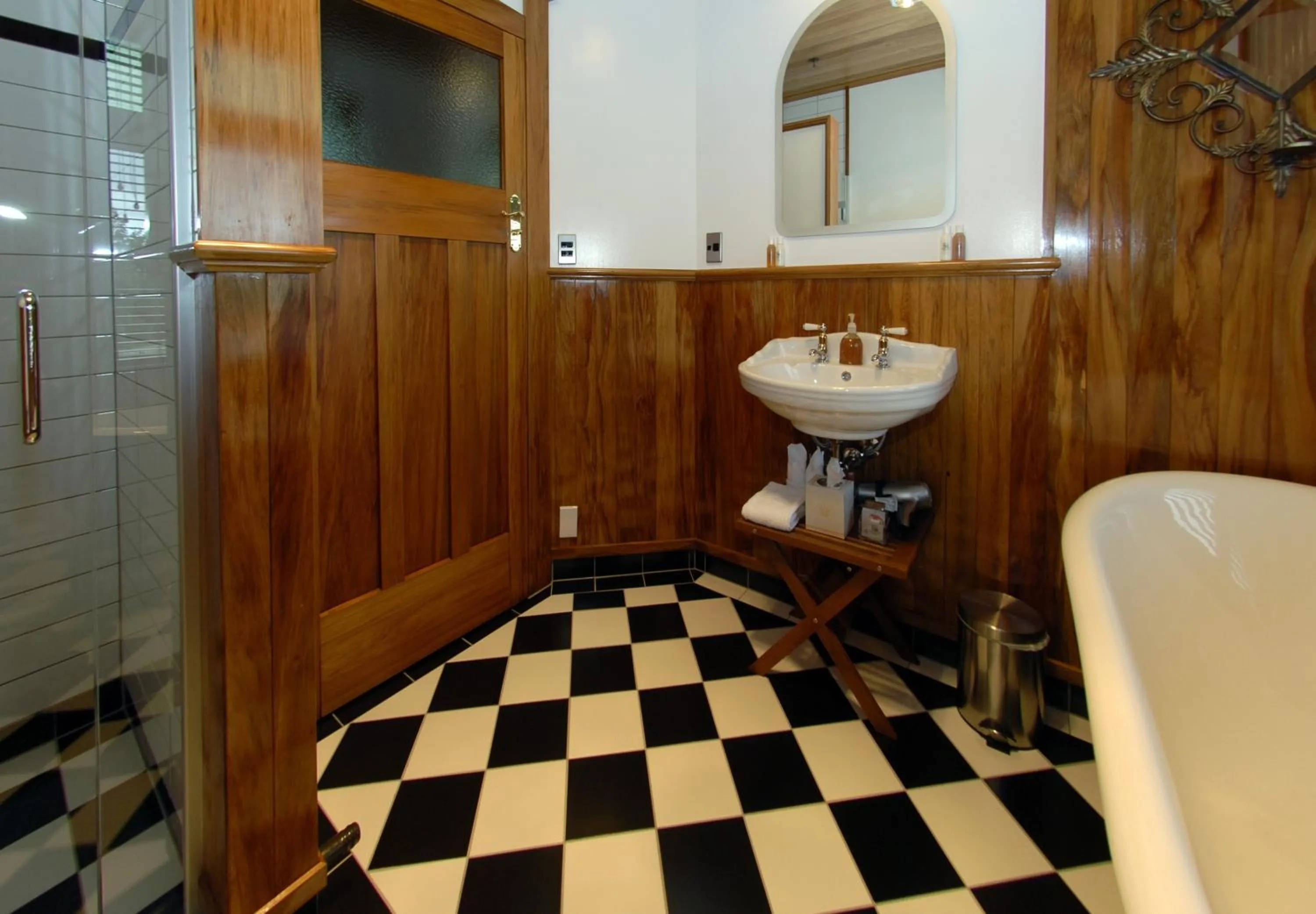 Bathroom in Holly Homestead B&B