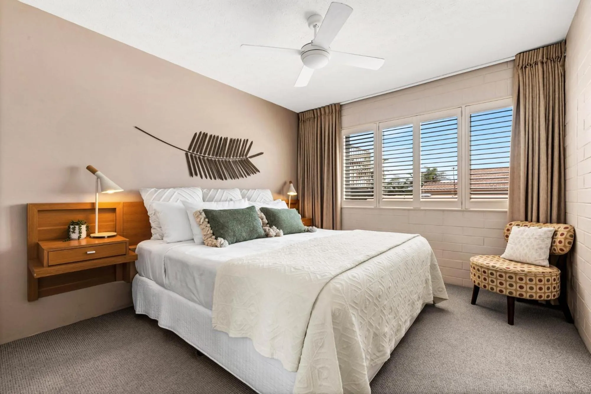 Bedroom, Bed in Surf Dance Apartments