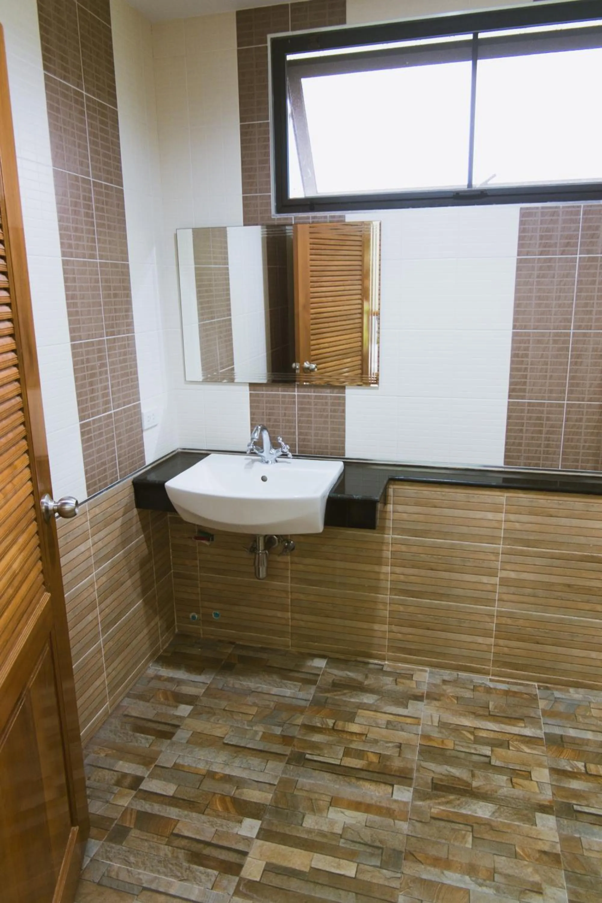 Bathroom in Akantuka Homestay