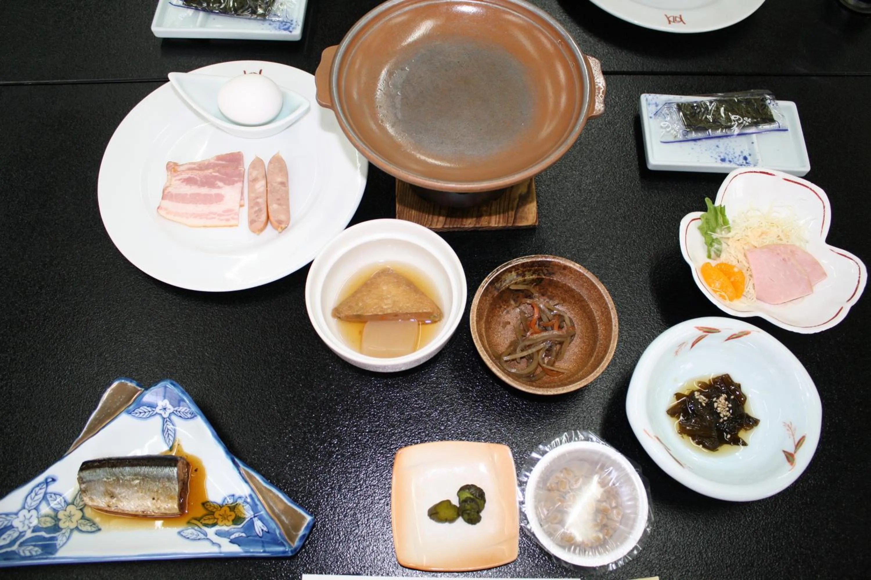 Breakfast in Hotel Grand Toya