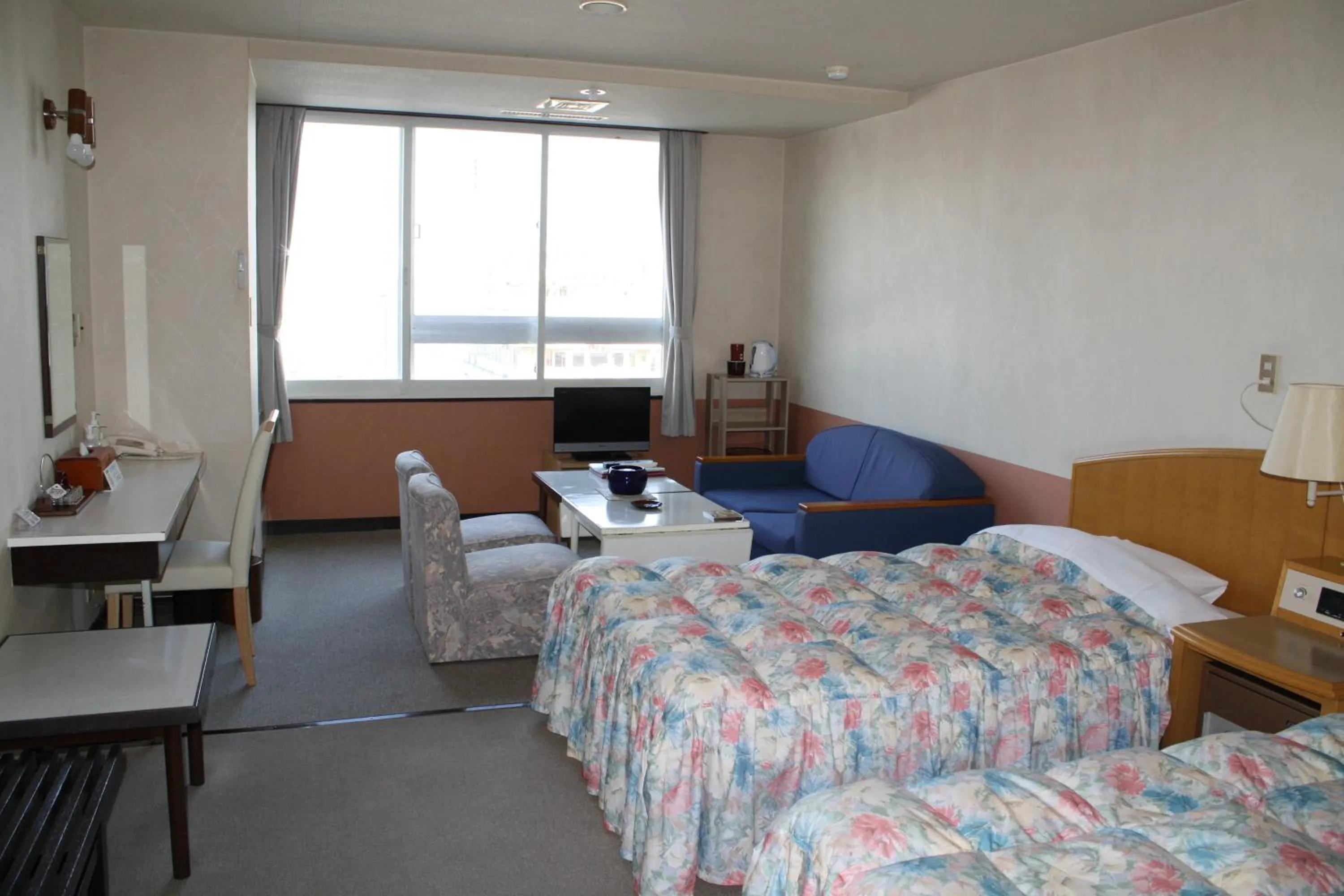 Photo of the whole room, Bed in Hotel Grand Toya