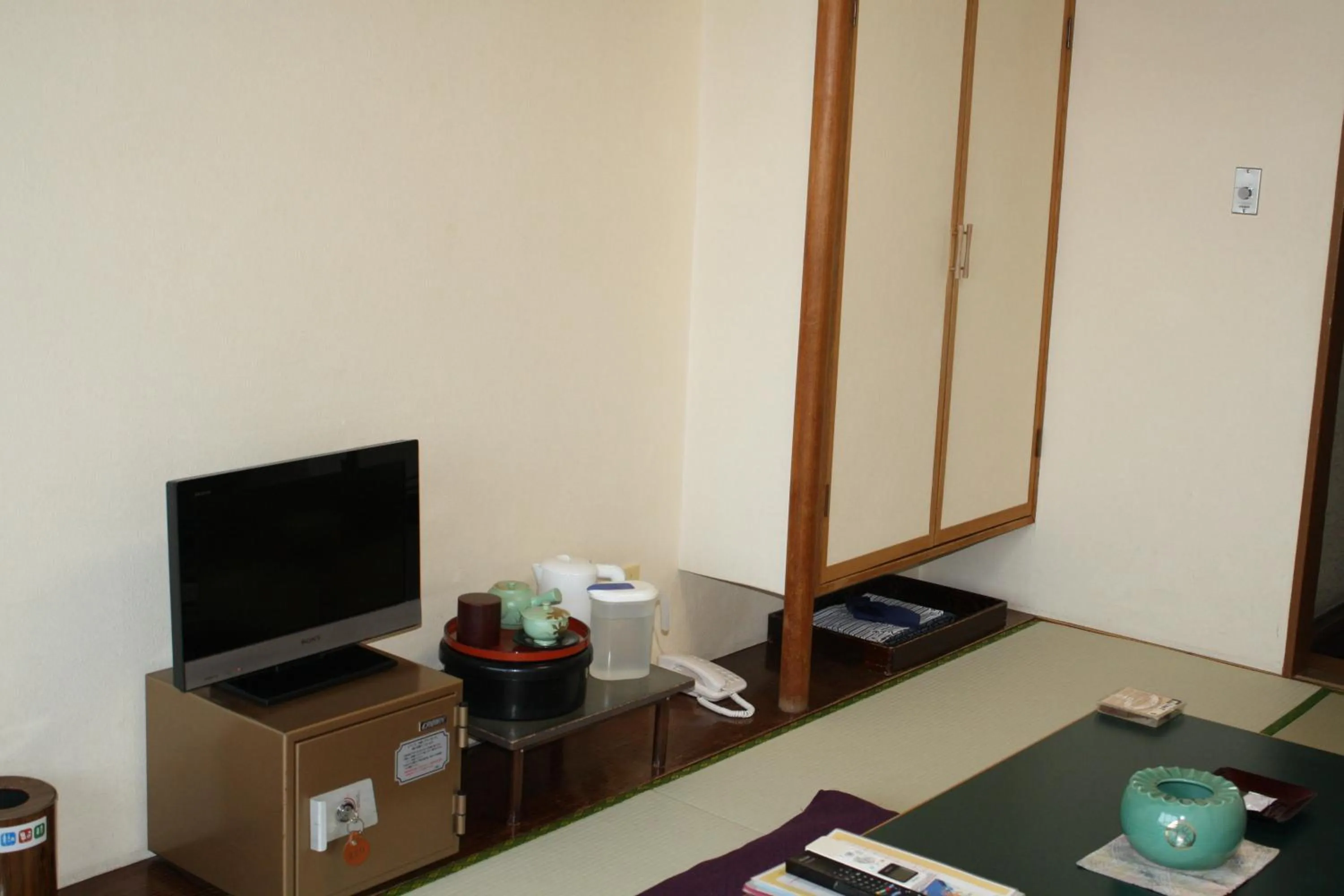 Photo of the whole room in Hotel Grand Toya