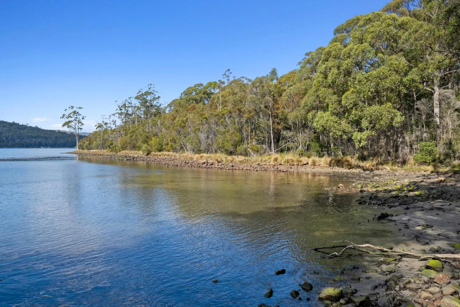Lake view in The Fox and Hounds Historic Hotel
