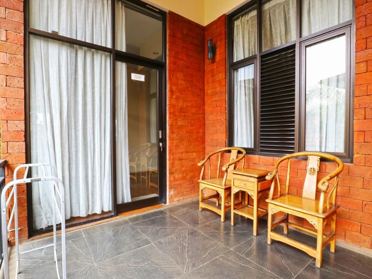 Seating area in Villa Gardenia Bandung