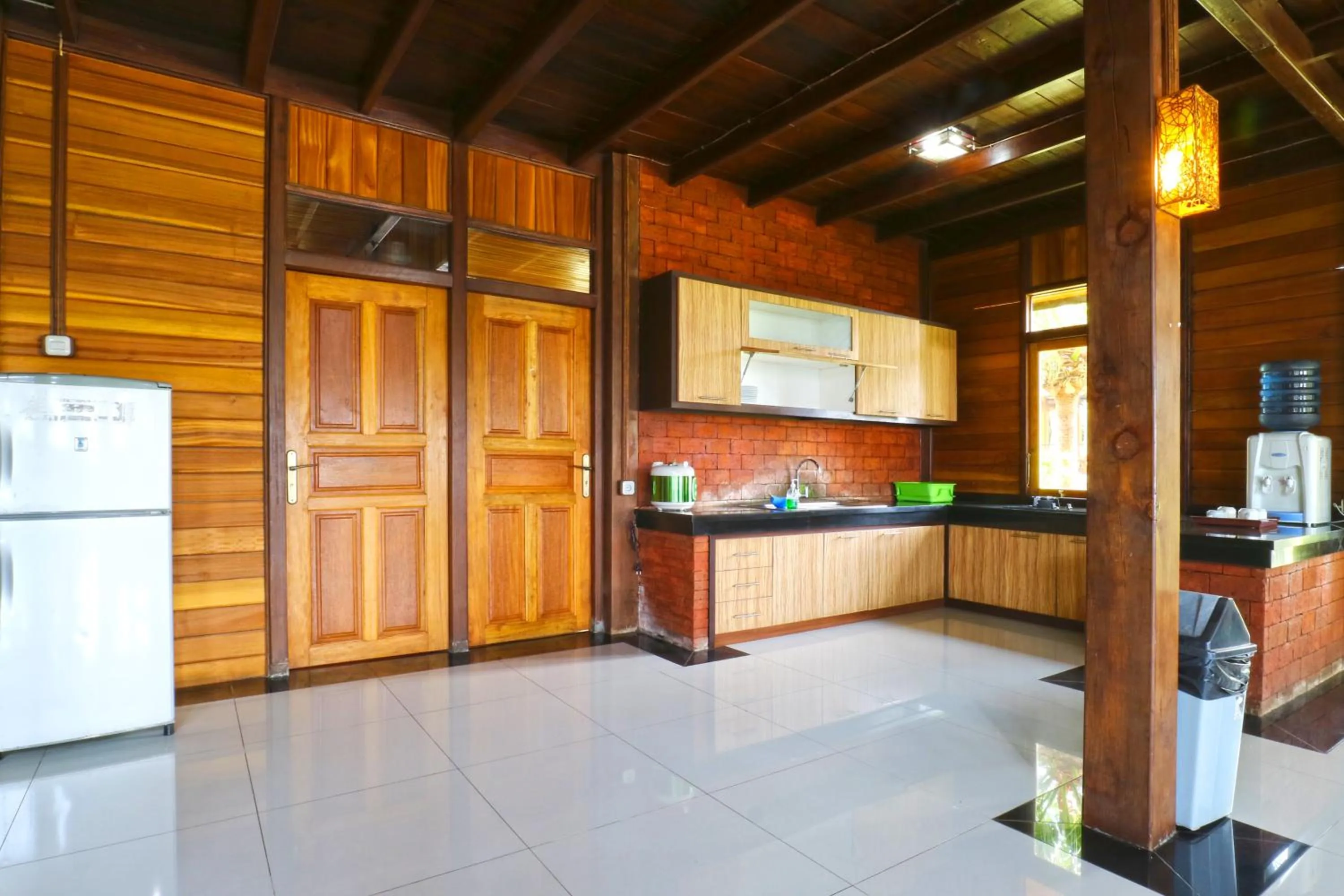 Kitchen or kitchenette in Villa Gardenia Bandung