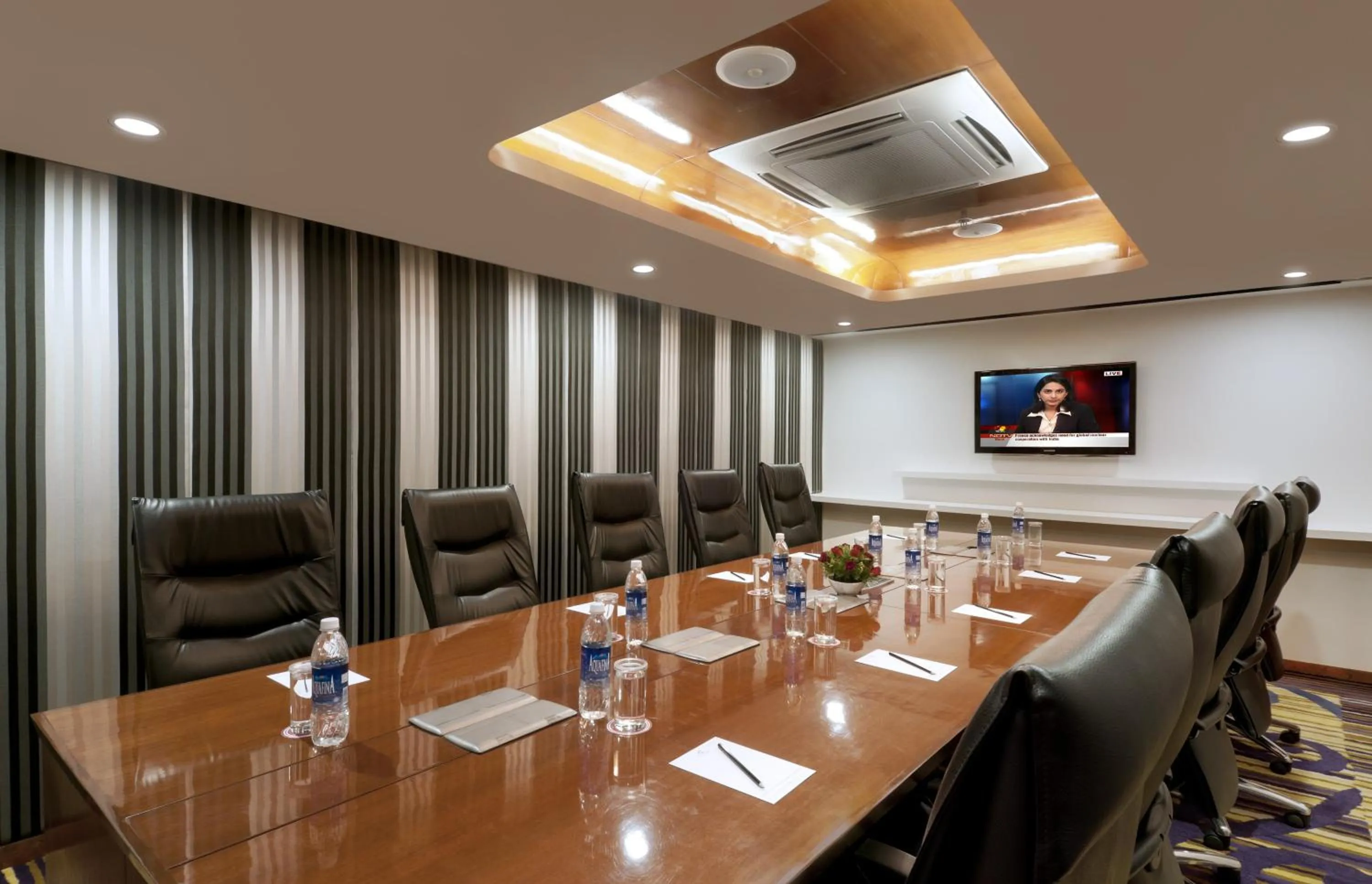 Business facilities in The Elanza Hotel, Bangalore