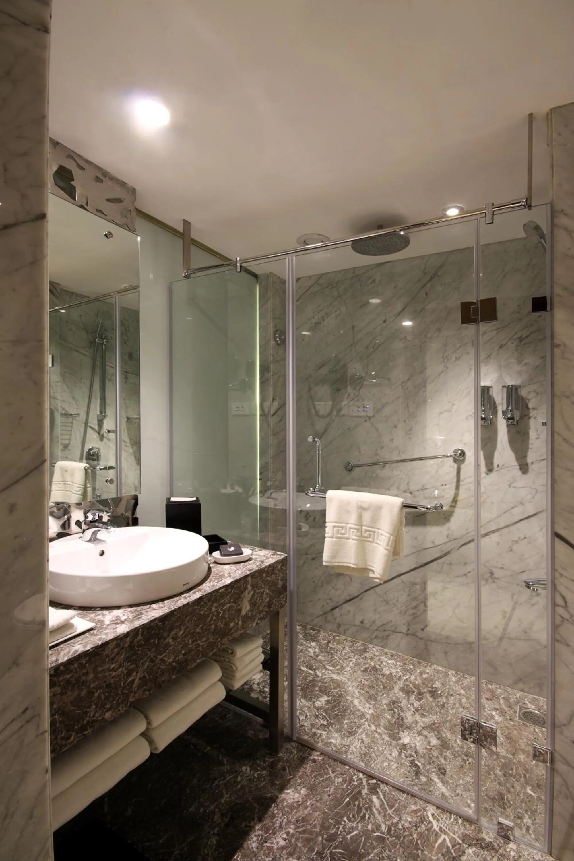 Bathroom in The Elanza Hotel, Bangalore