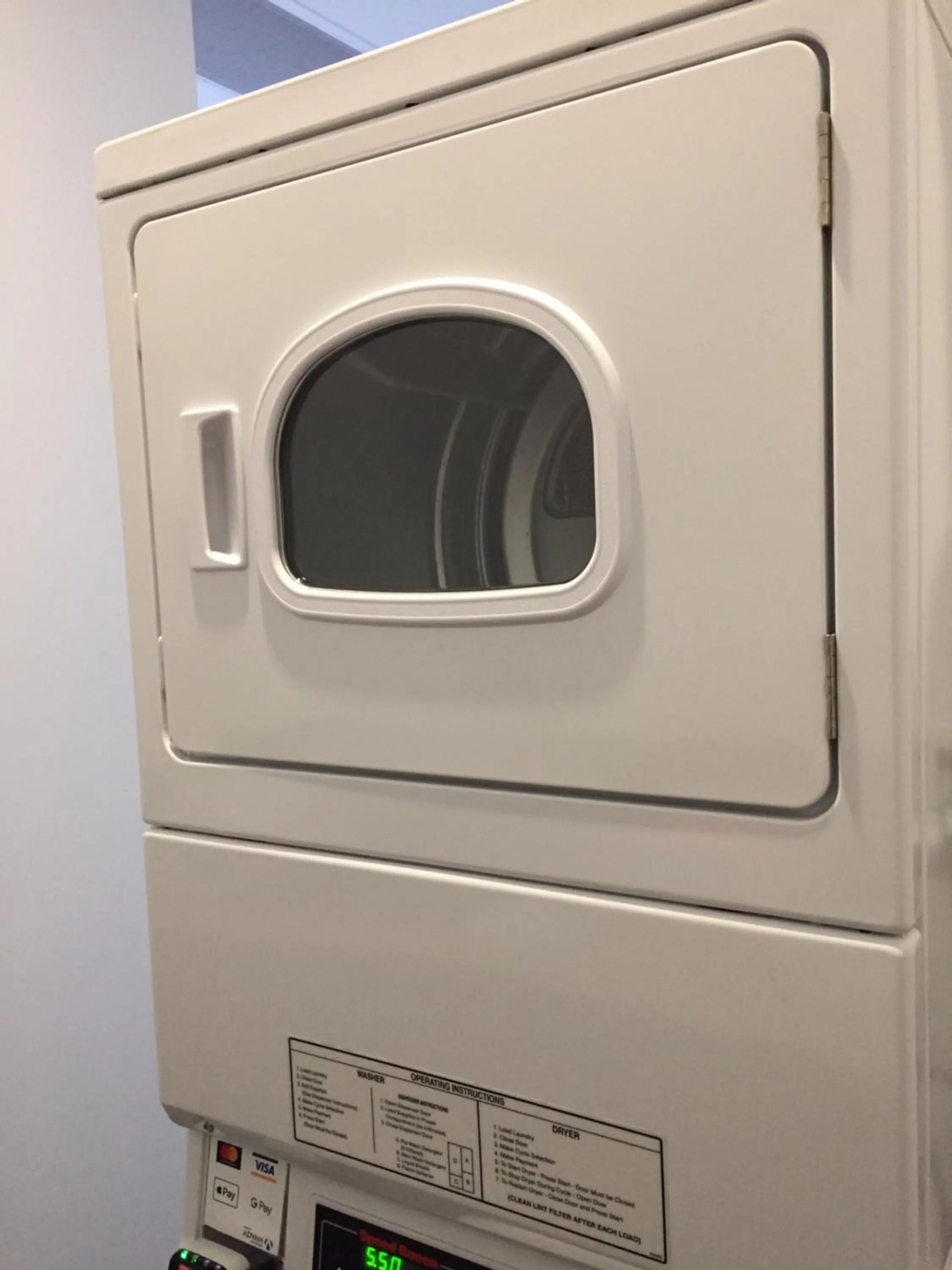 dryer in Pod Inn