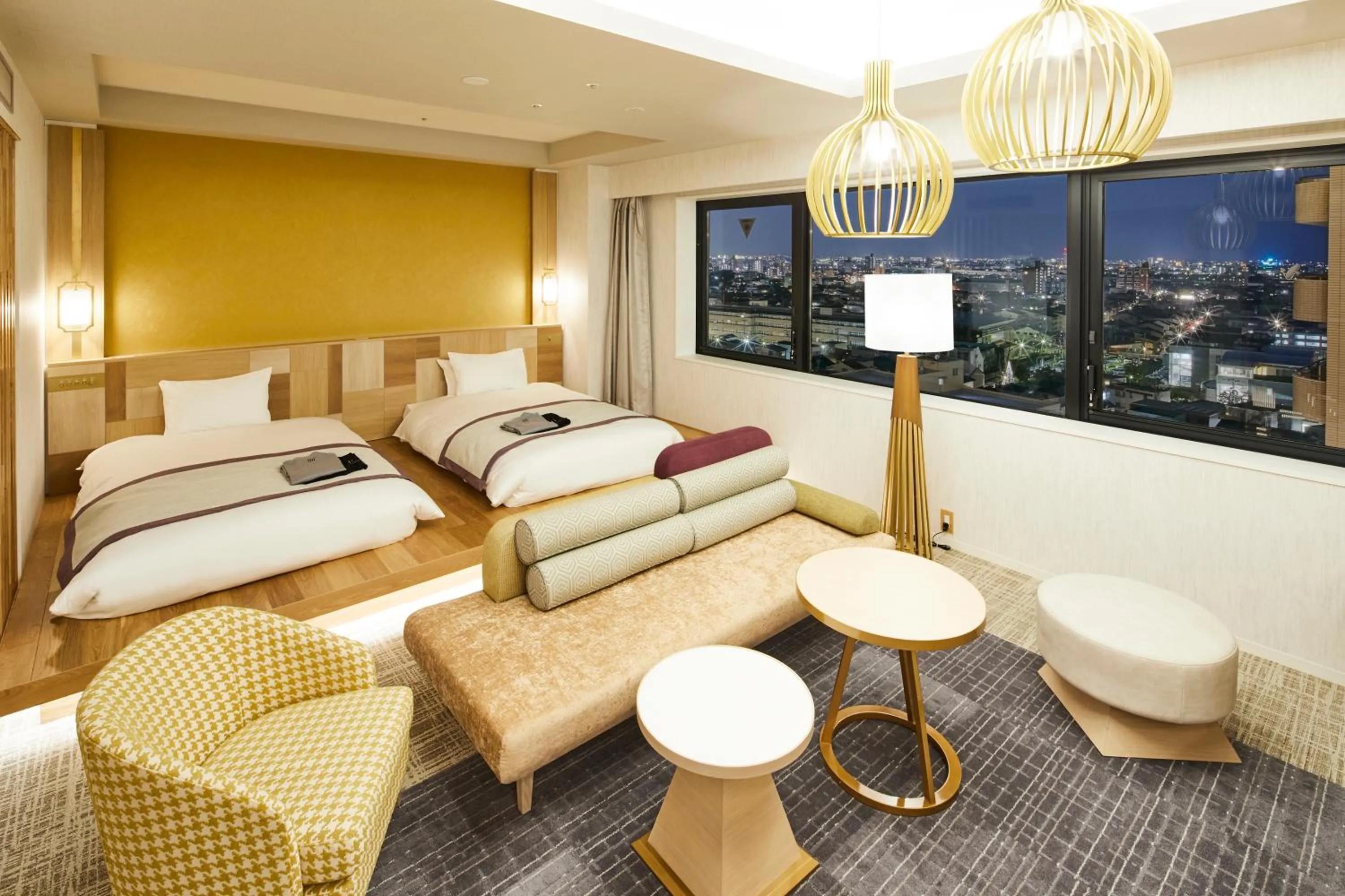 View (from property/room), Bed in Hotel Intergate Kanazawa