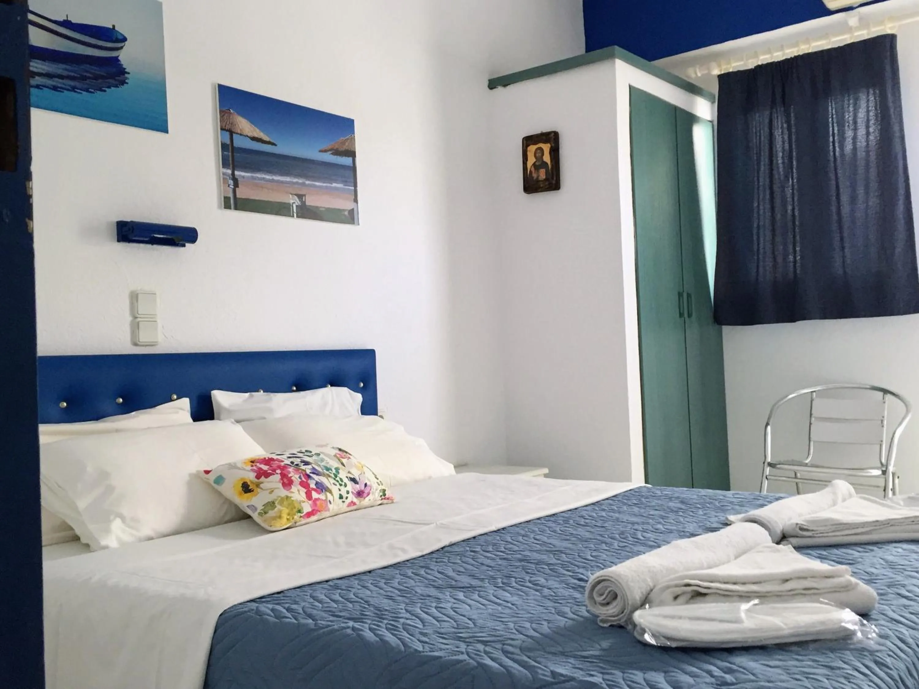 Bed in Psaras Apartments