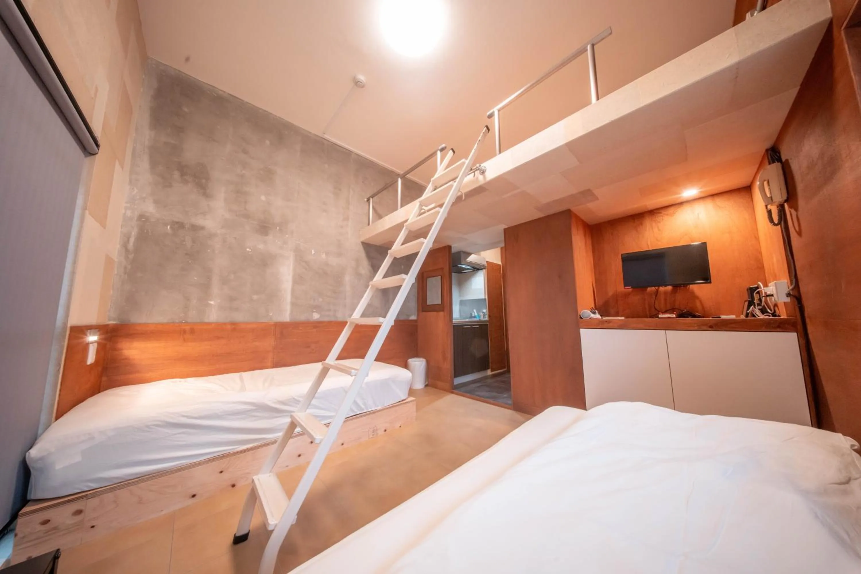 Bed in Plusone Fujisaki