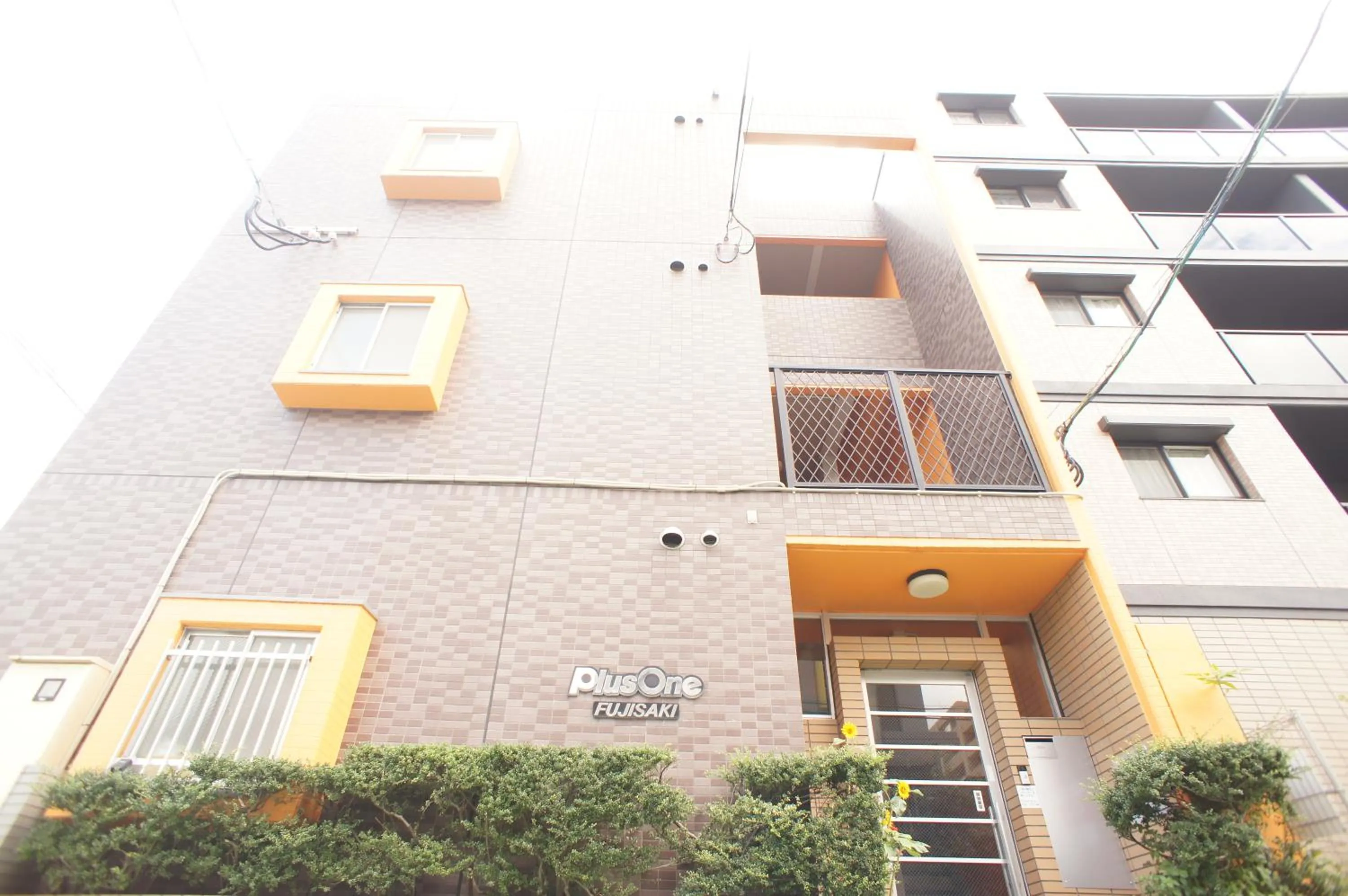 Facade/entrance in Plusone Fujisaki