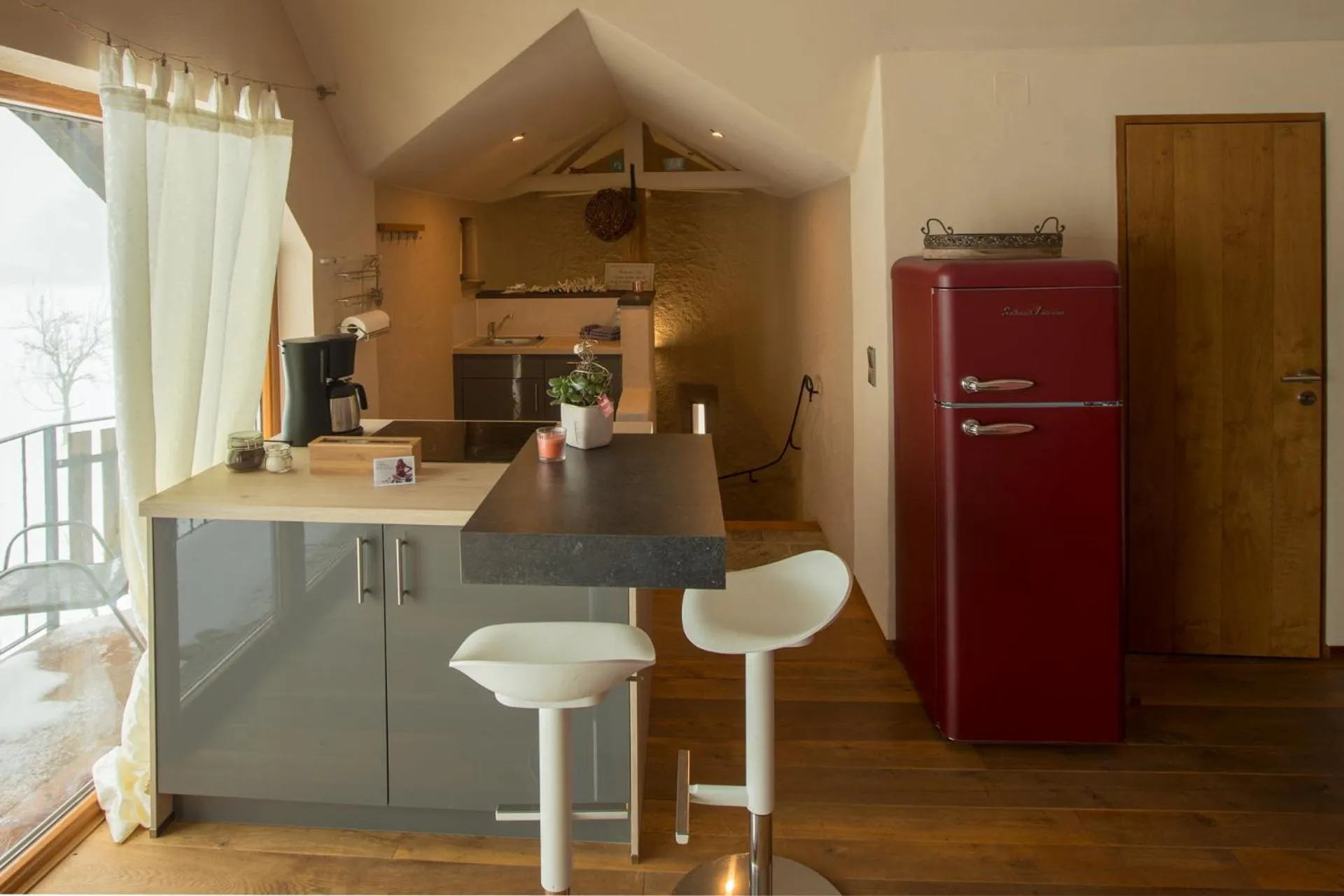 Photo of the whole room in Hofgut Held