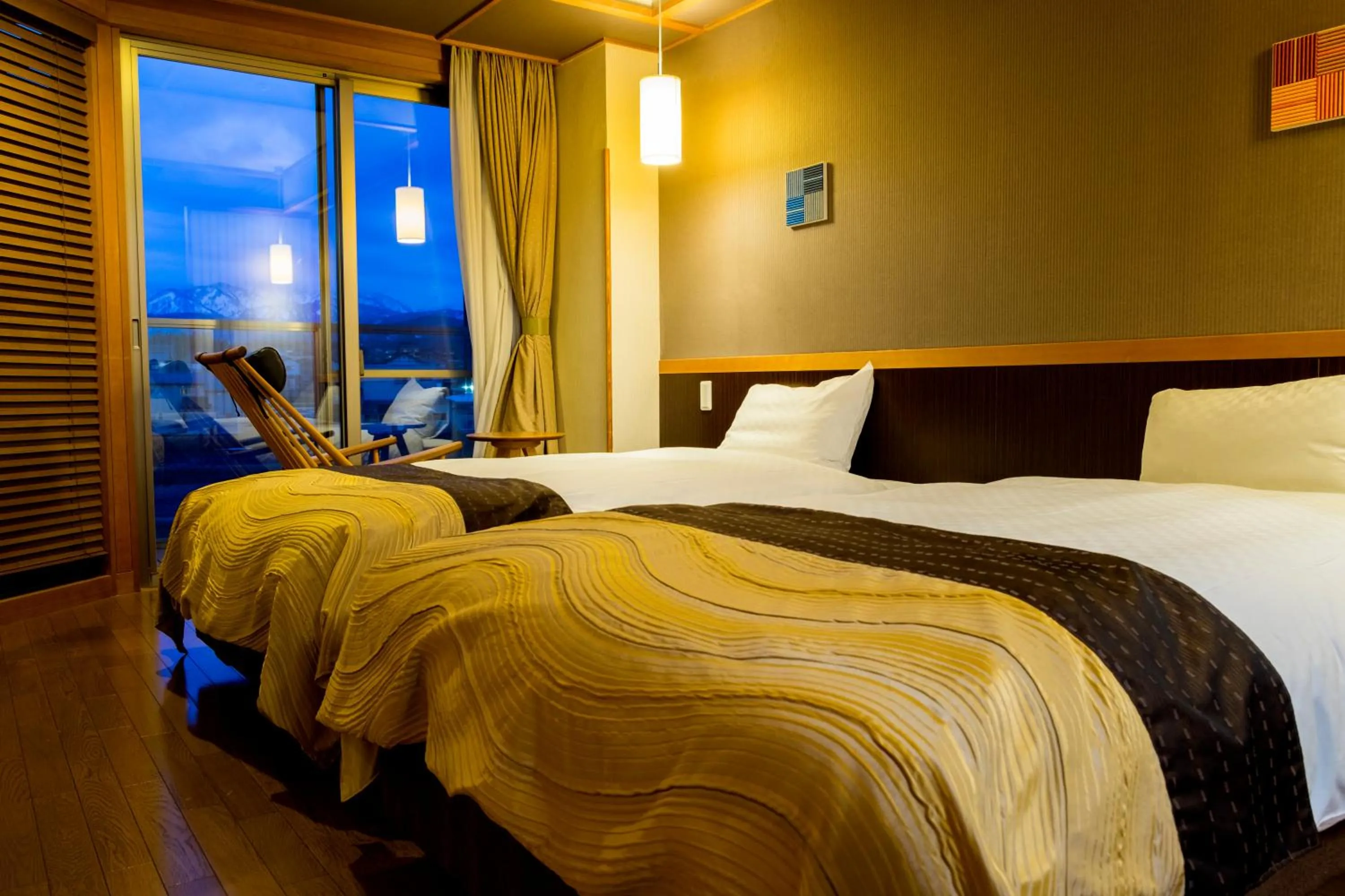 Bed in Kintarou Onsen Hotel