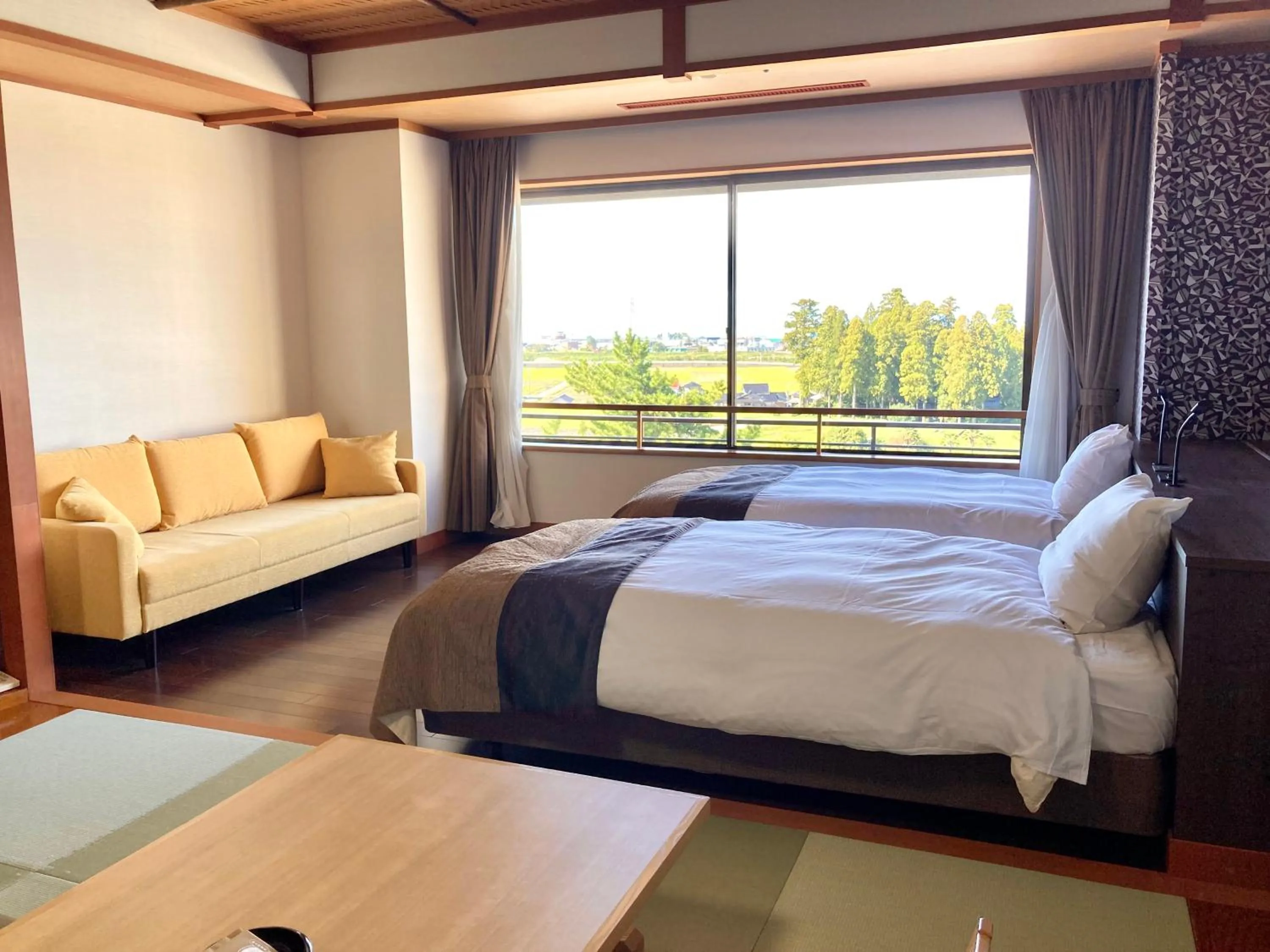 Bed in Kintarou Onsen Hotel