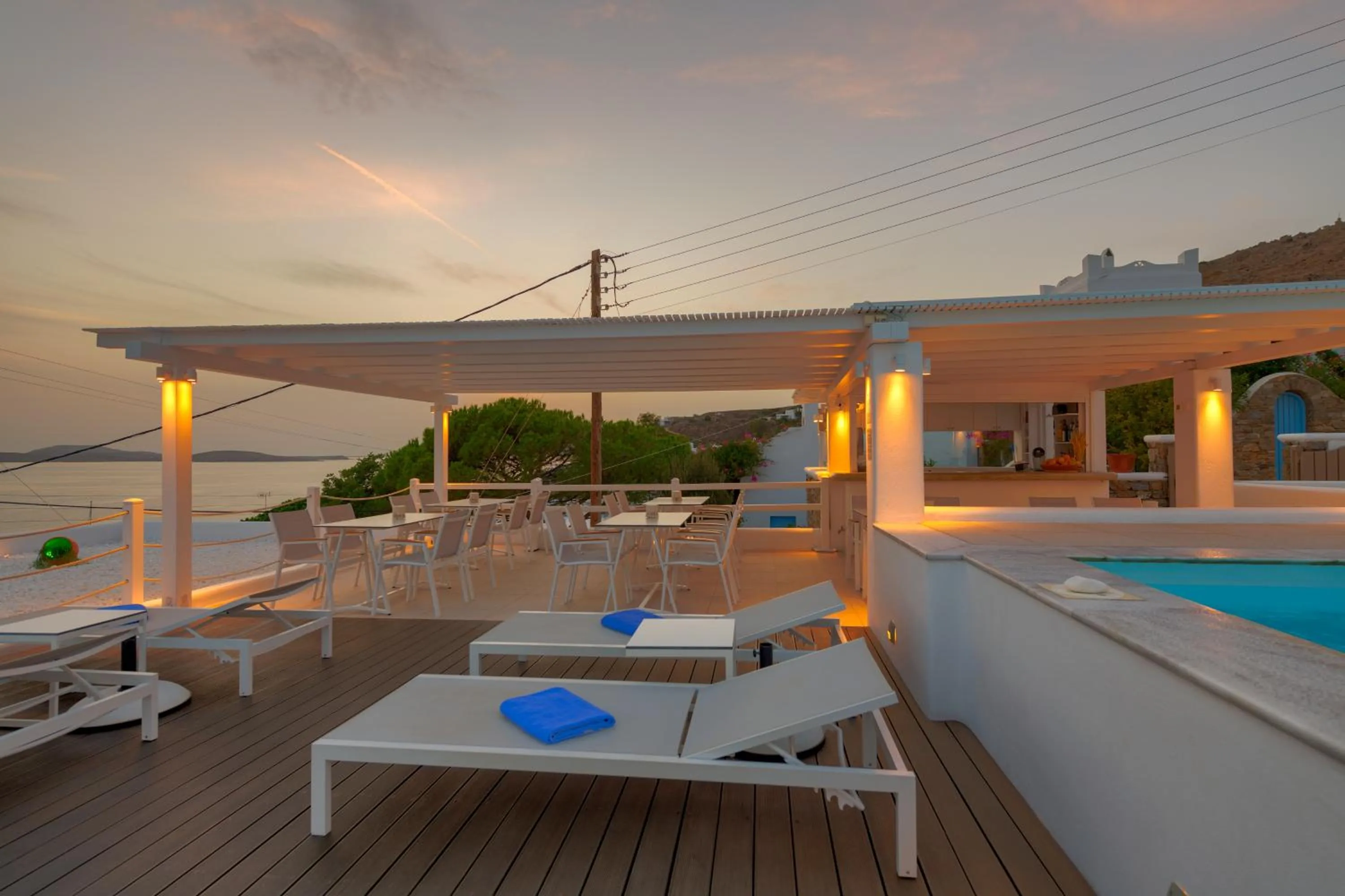 Balcony/Terrace in Lithos by Spyros & Flora