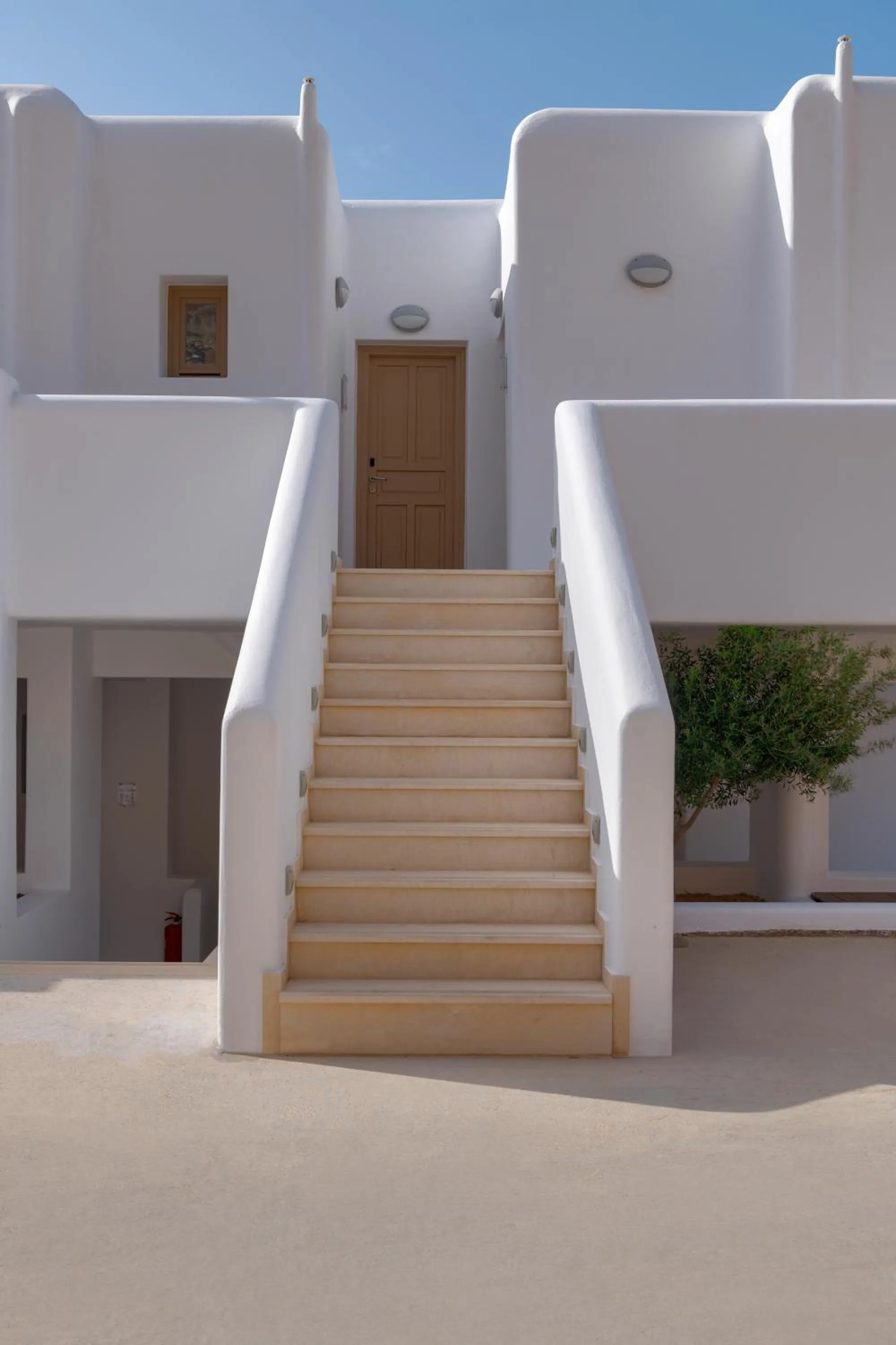 Property building in Lithos by Spyros & Flora