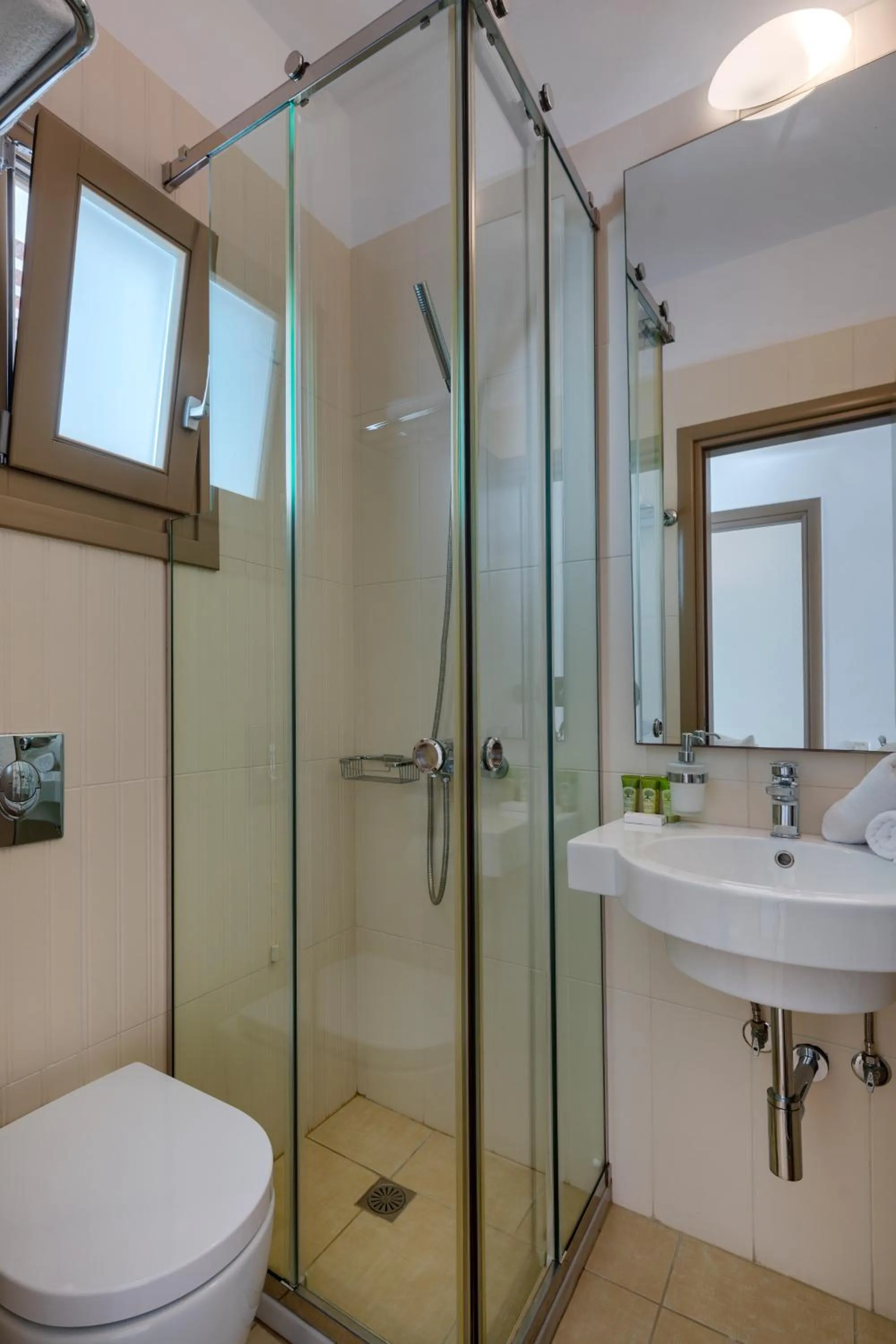 Shower in Lithos by Spyros & Flora