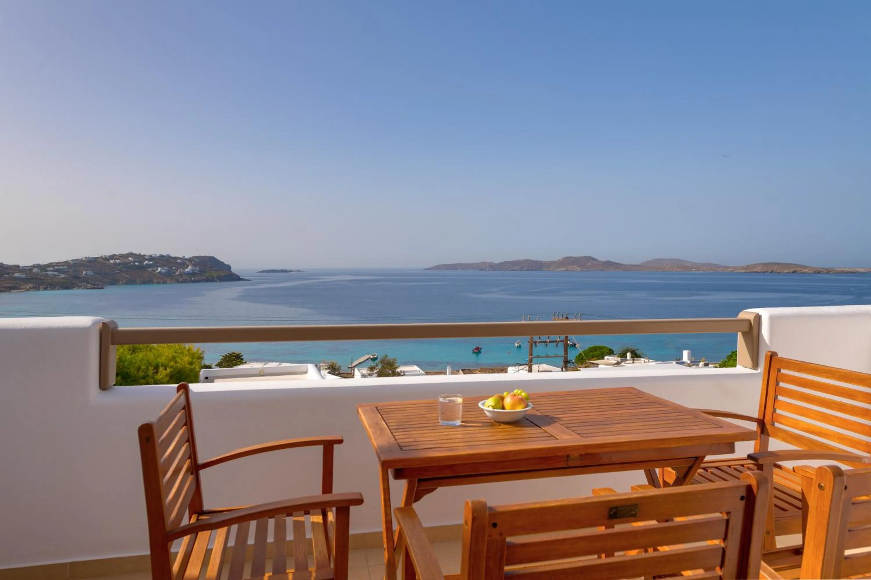 Balcony/Terrace in Lithos by Spyros & Flora