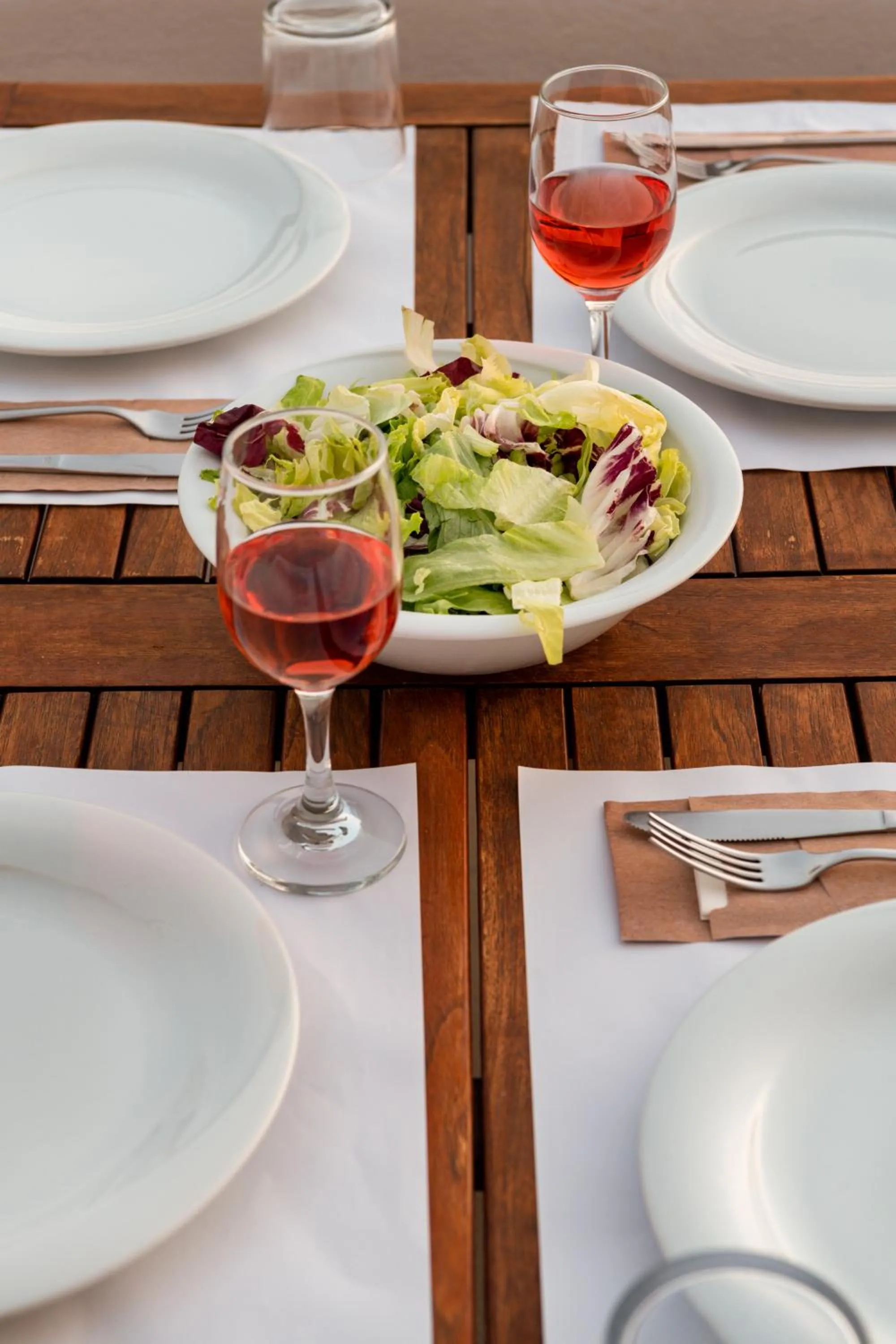 Food and drinks in Lithos by Spyros & Flora