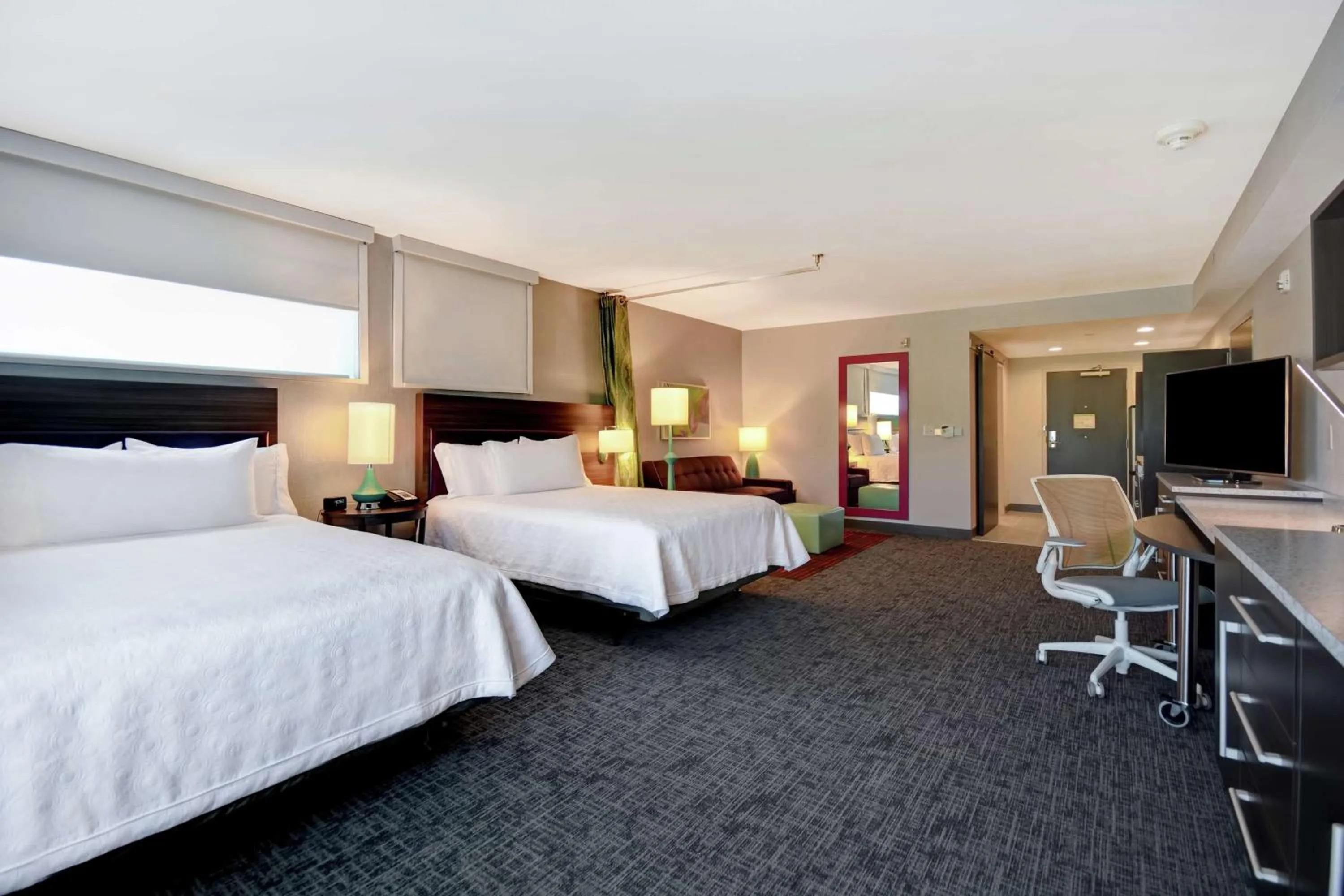 Bedroom, Bed in Home 2 Suites By Hilton Dothan