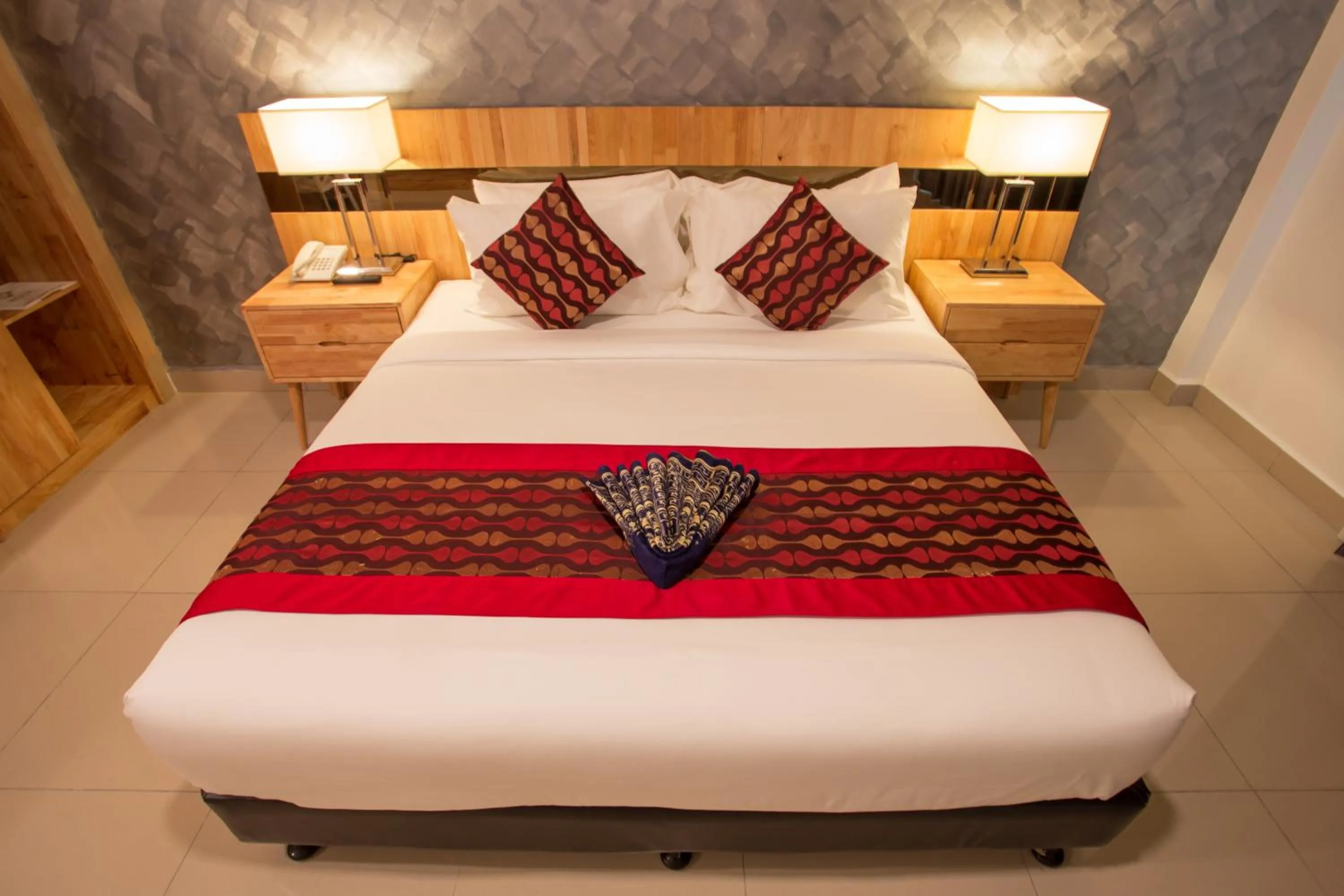 Bed in Hotel Adya Express Chenang