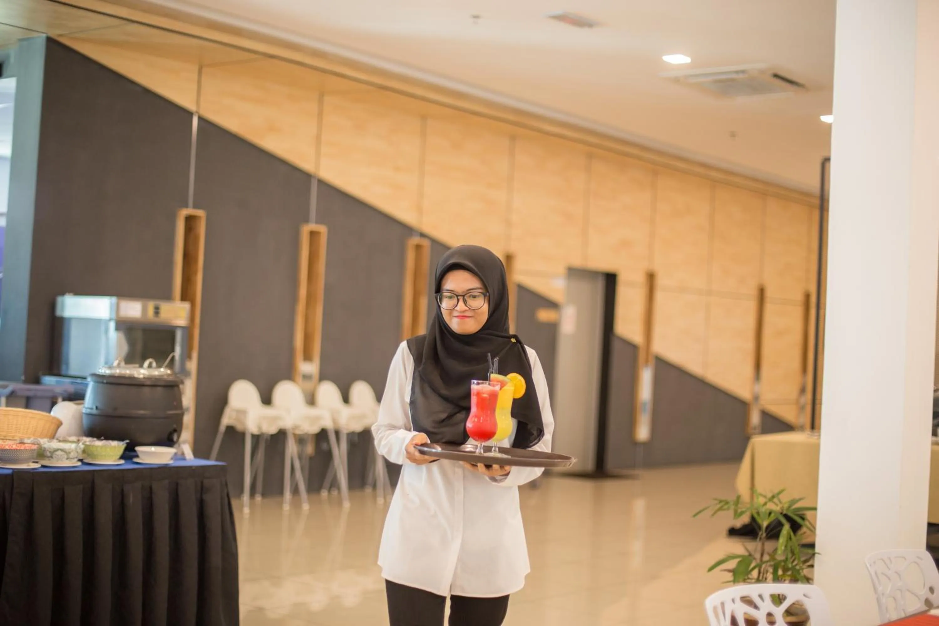 Breakfast in Hotel Adya Express Chenang