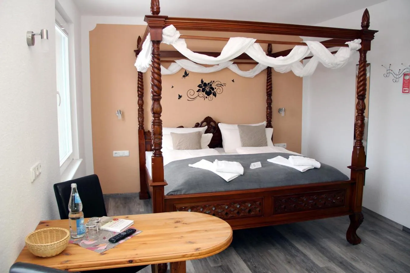 Bed in Hotel Bannewitz B&B