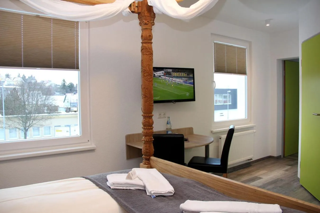 Photo of the whole room, Bed in Hotel Bannewitz B&B