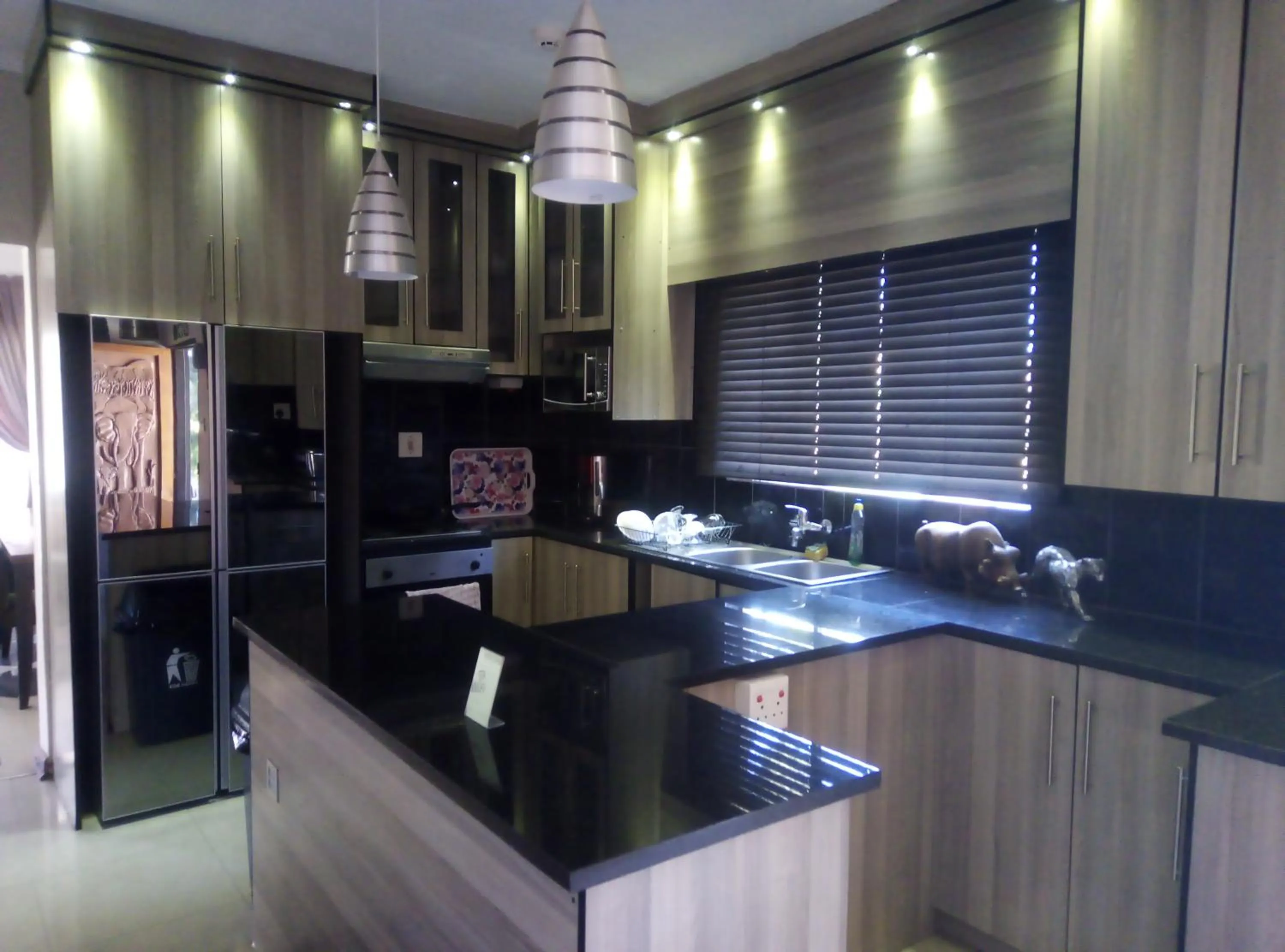 Kitchen or kitchenette in Big Five Guest House