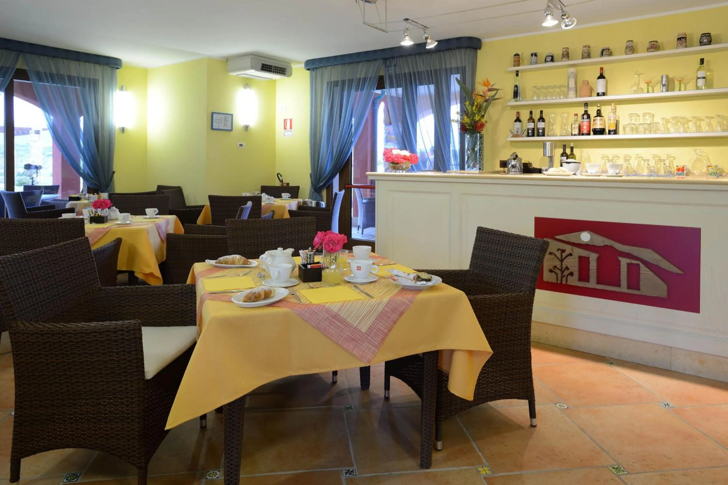 Restaurant/places to eat in Hotel Sa Cheya Relais & Spa