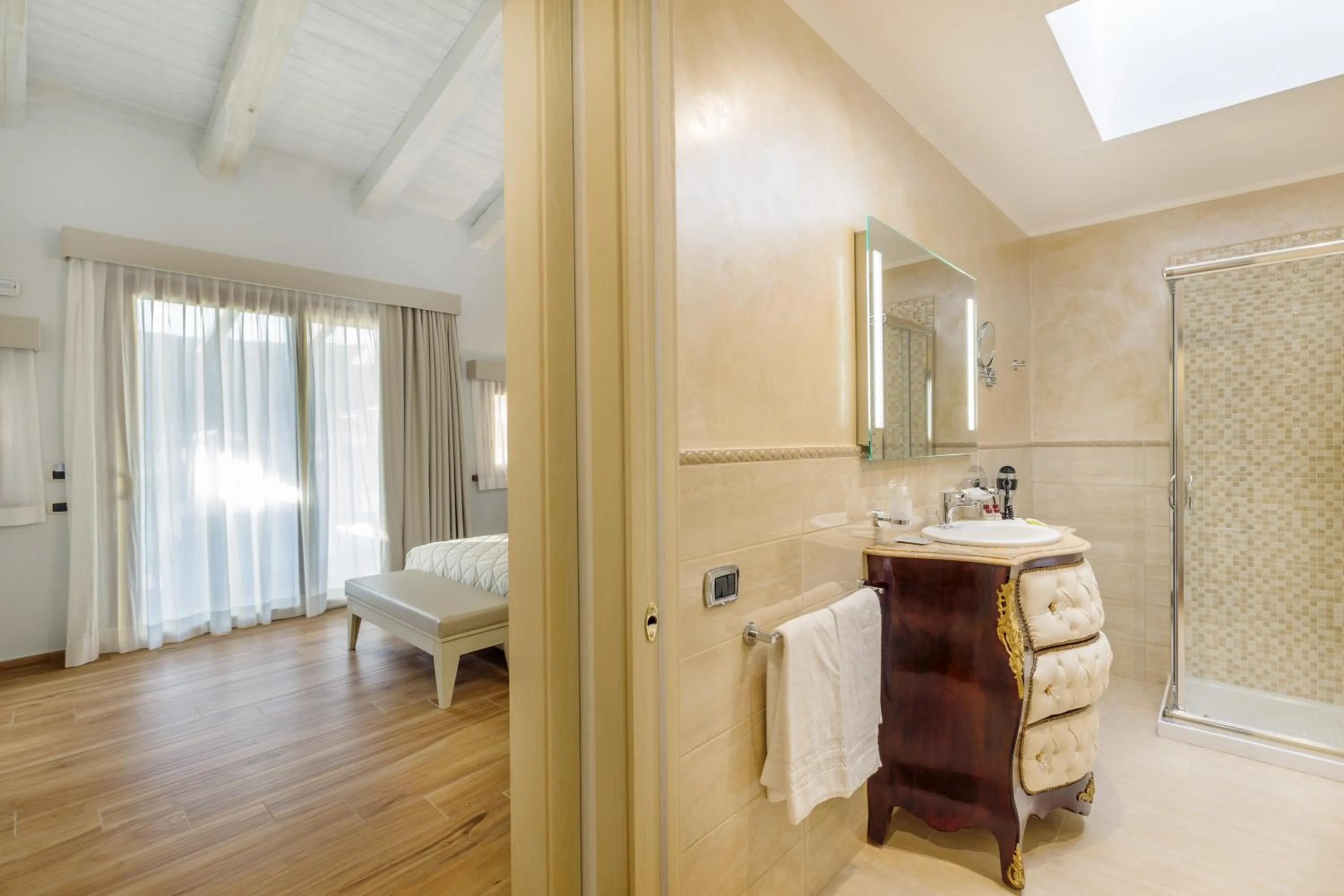 Bathroom in Hotel Sa Cheya Relais & Spa