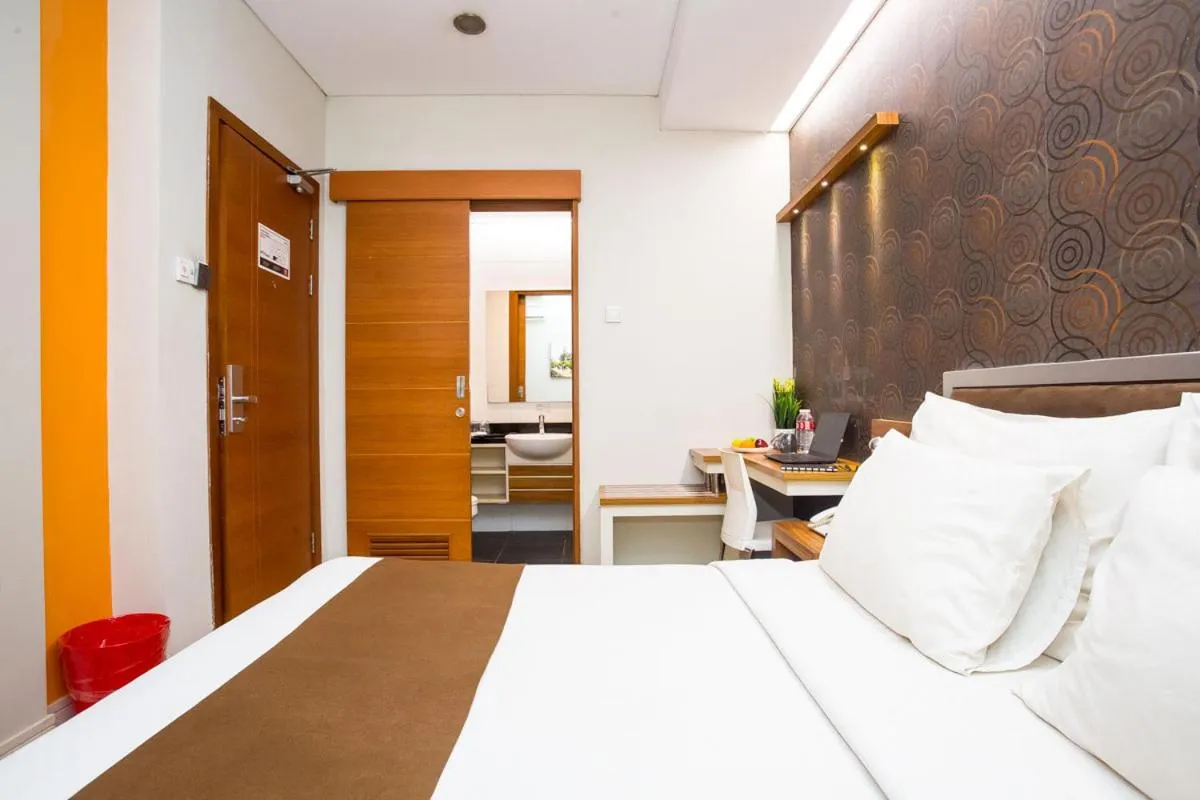 Life Hotel Sudirman Surabaya