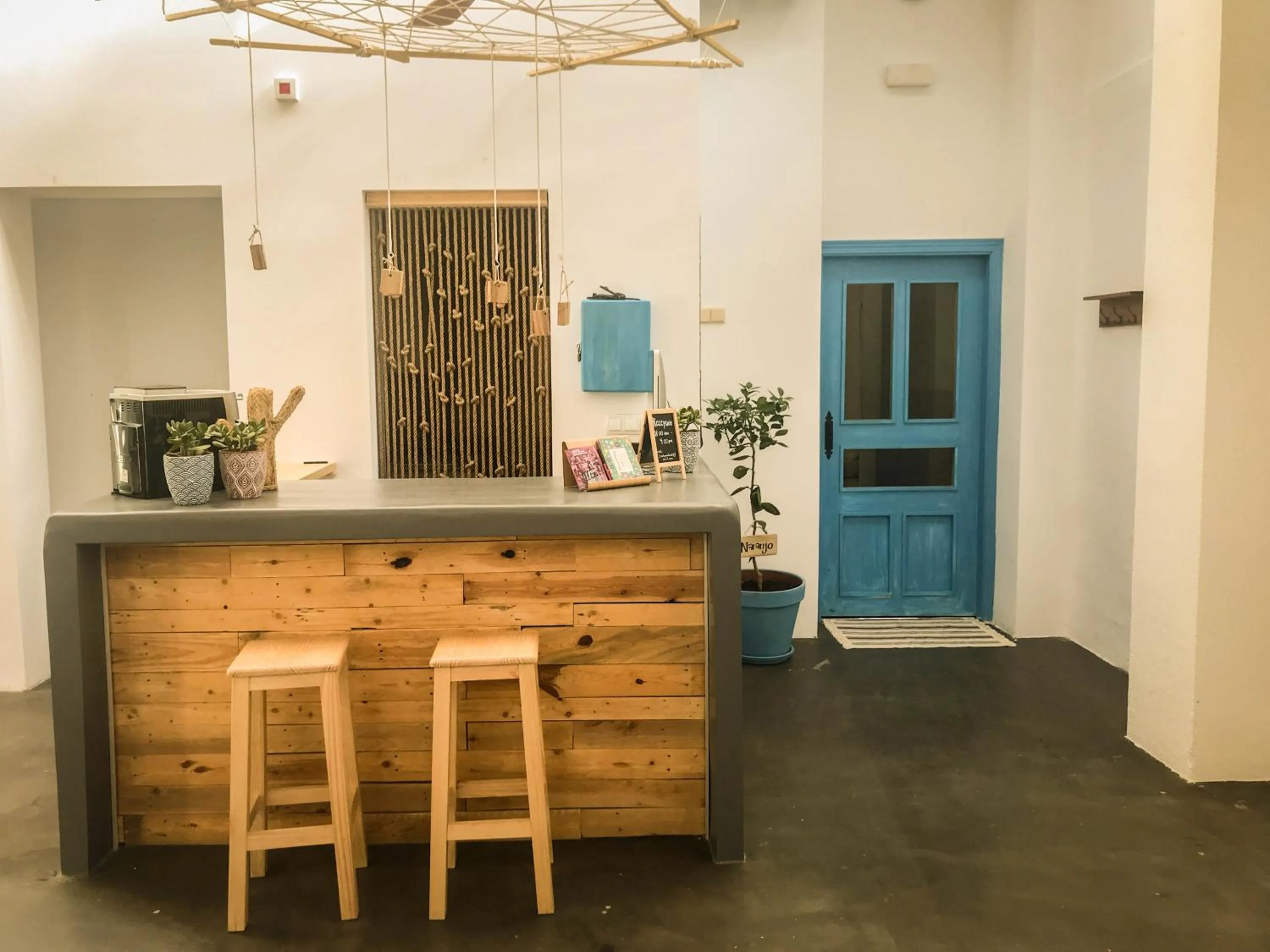 Lobby or reception in Cantagua Hostel