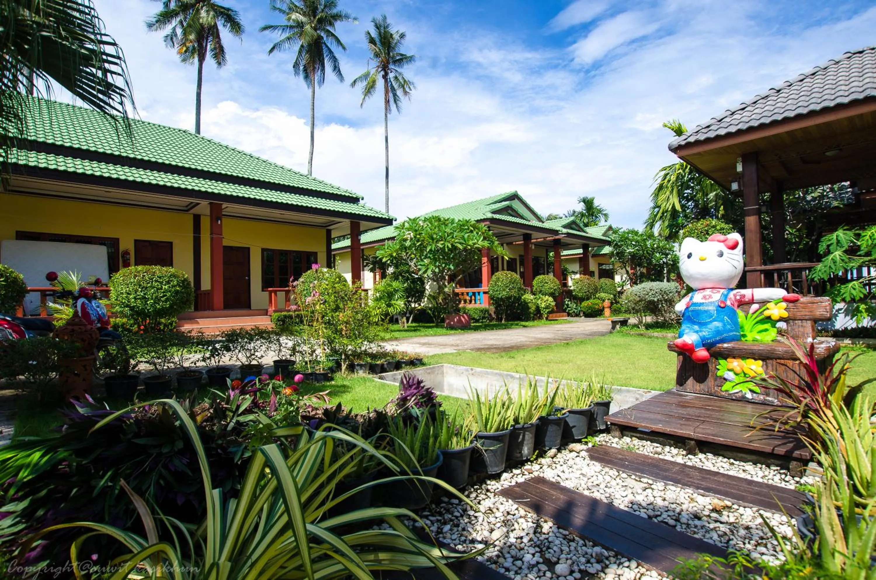 Sleep In Lanta Resort