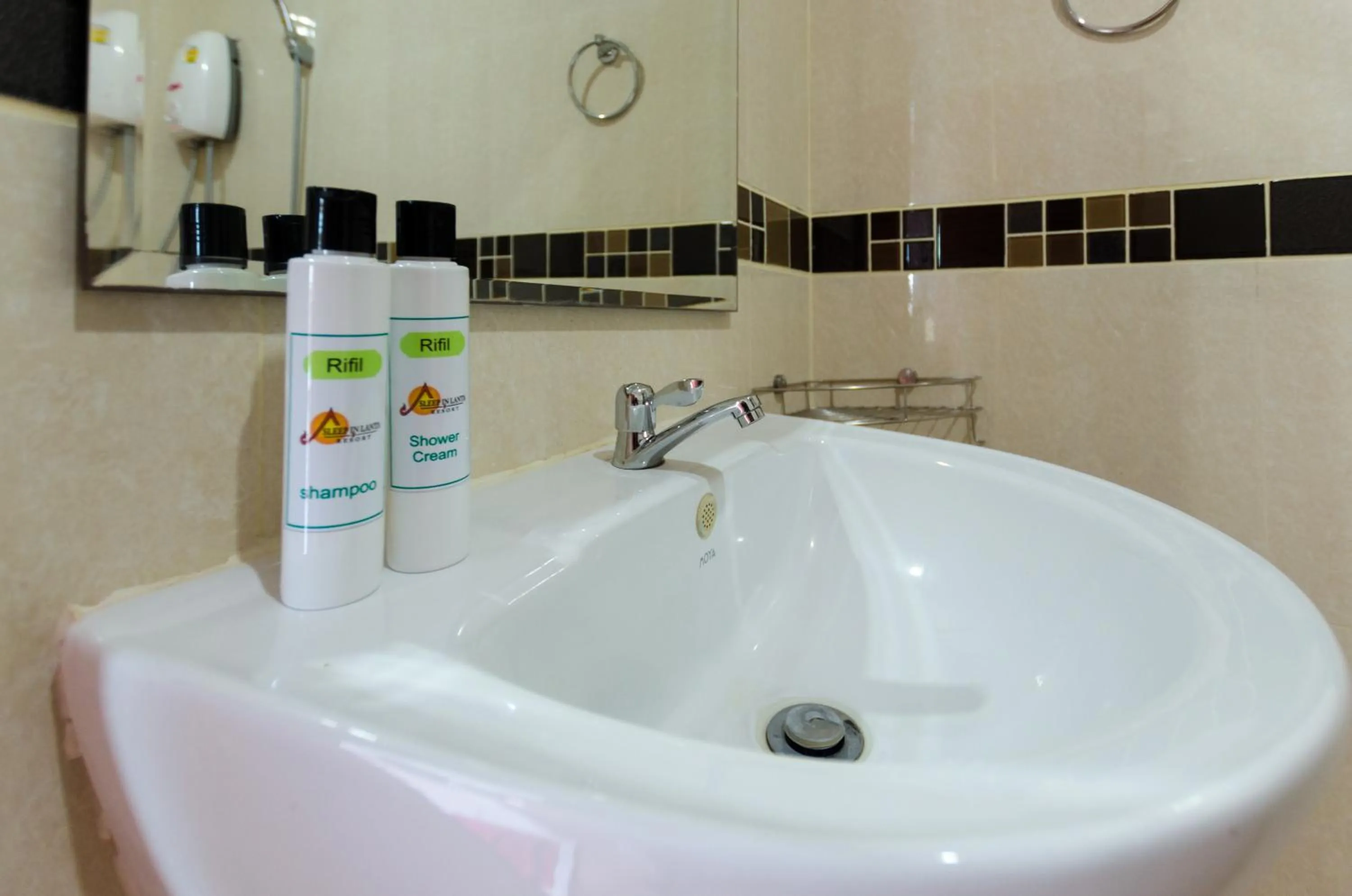 Sleep In Lanta Resort