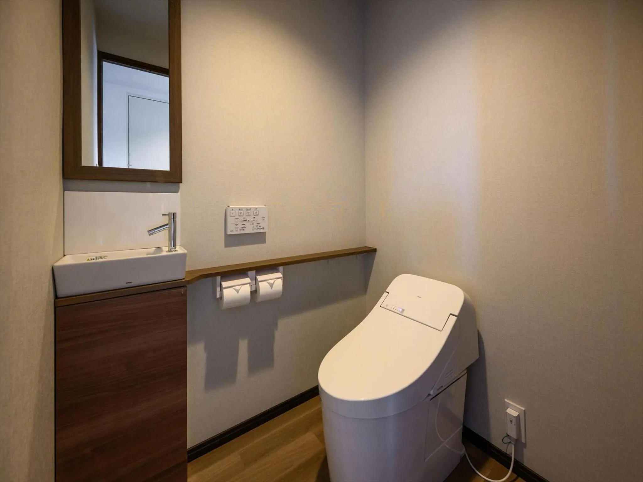 Toilet in Lit Hotel NAKIJIN