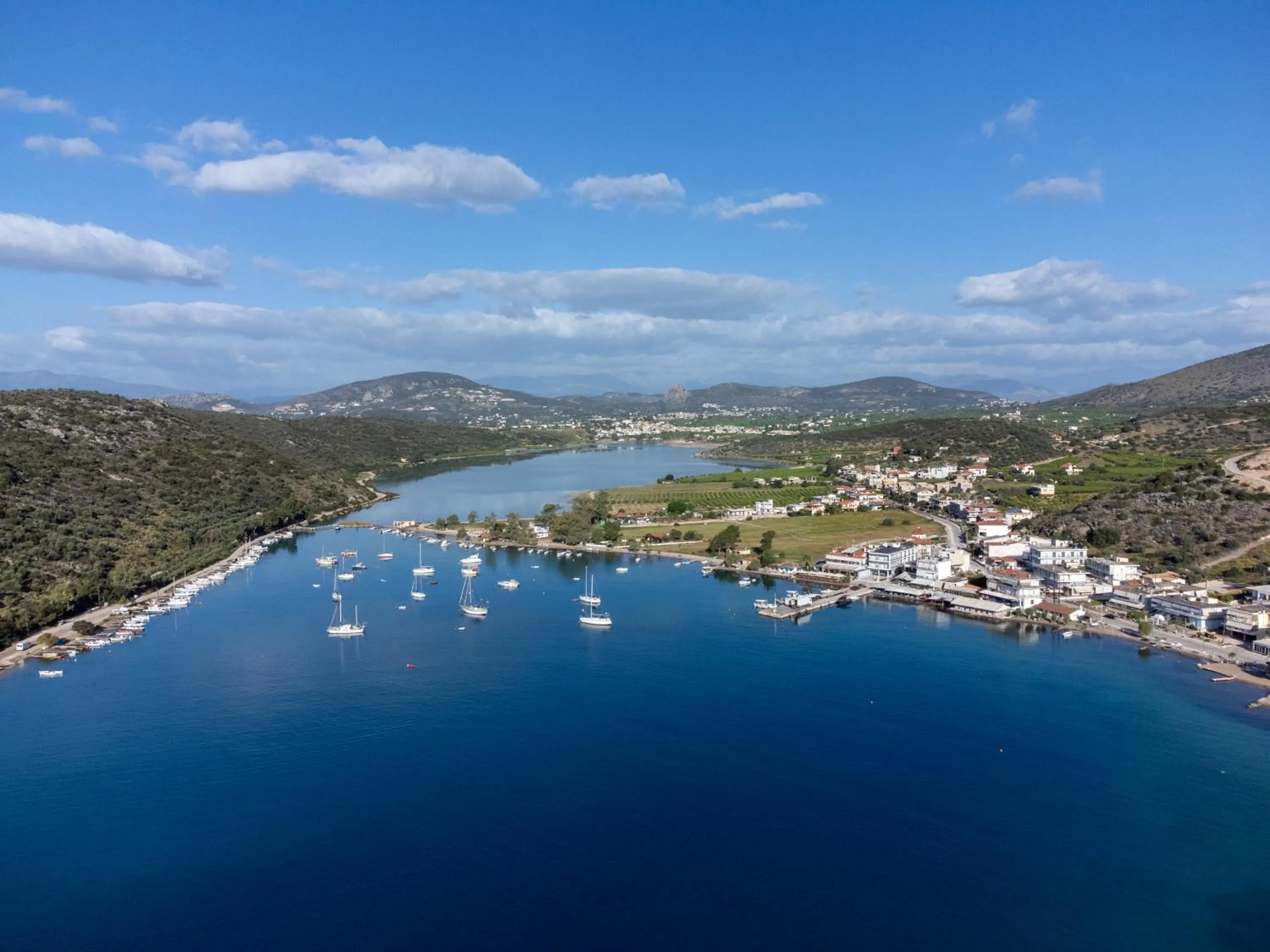 Day in ID Holiday Living