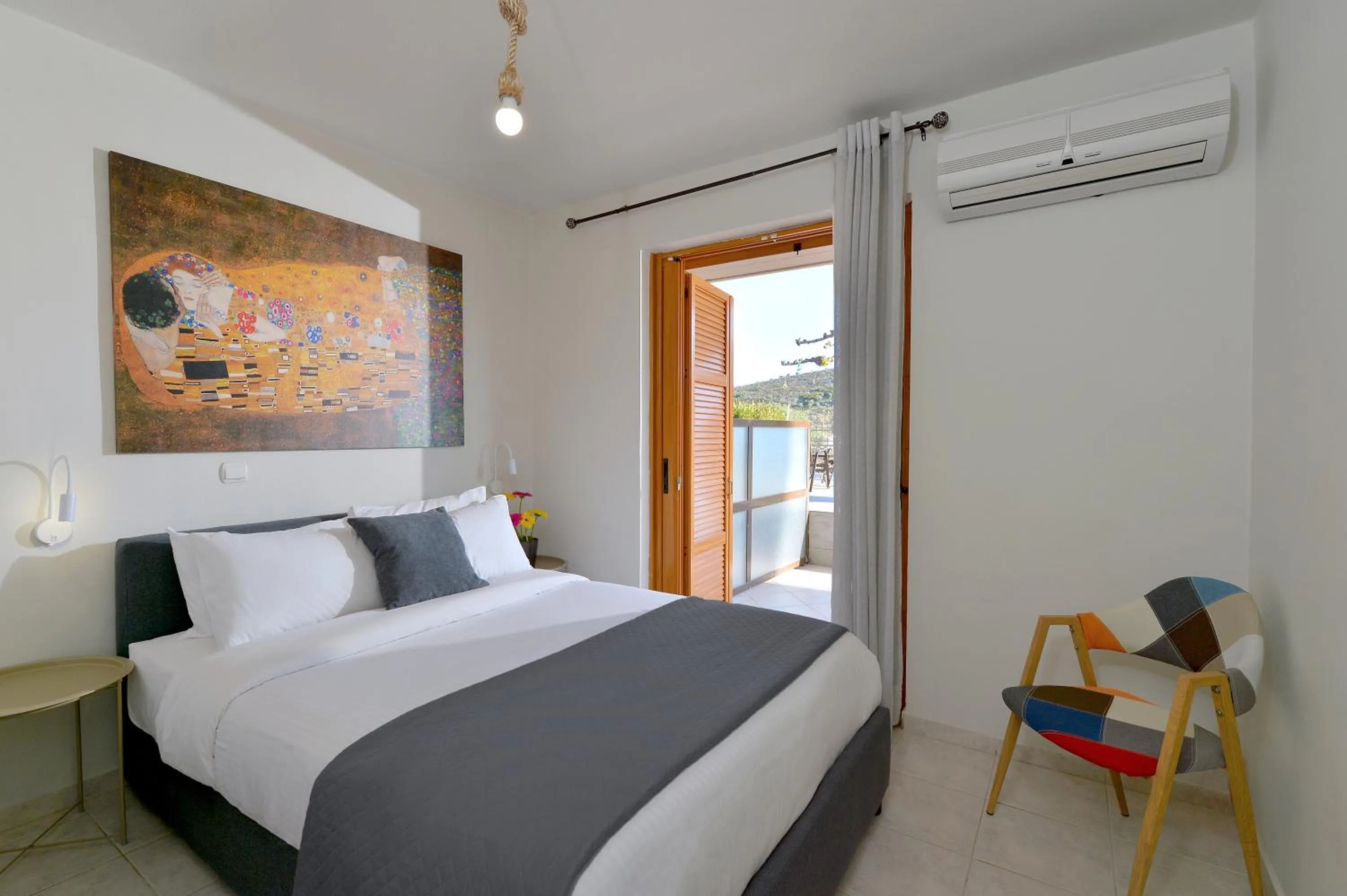 Bed in ID Holiday Living