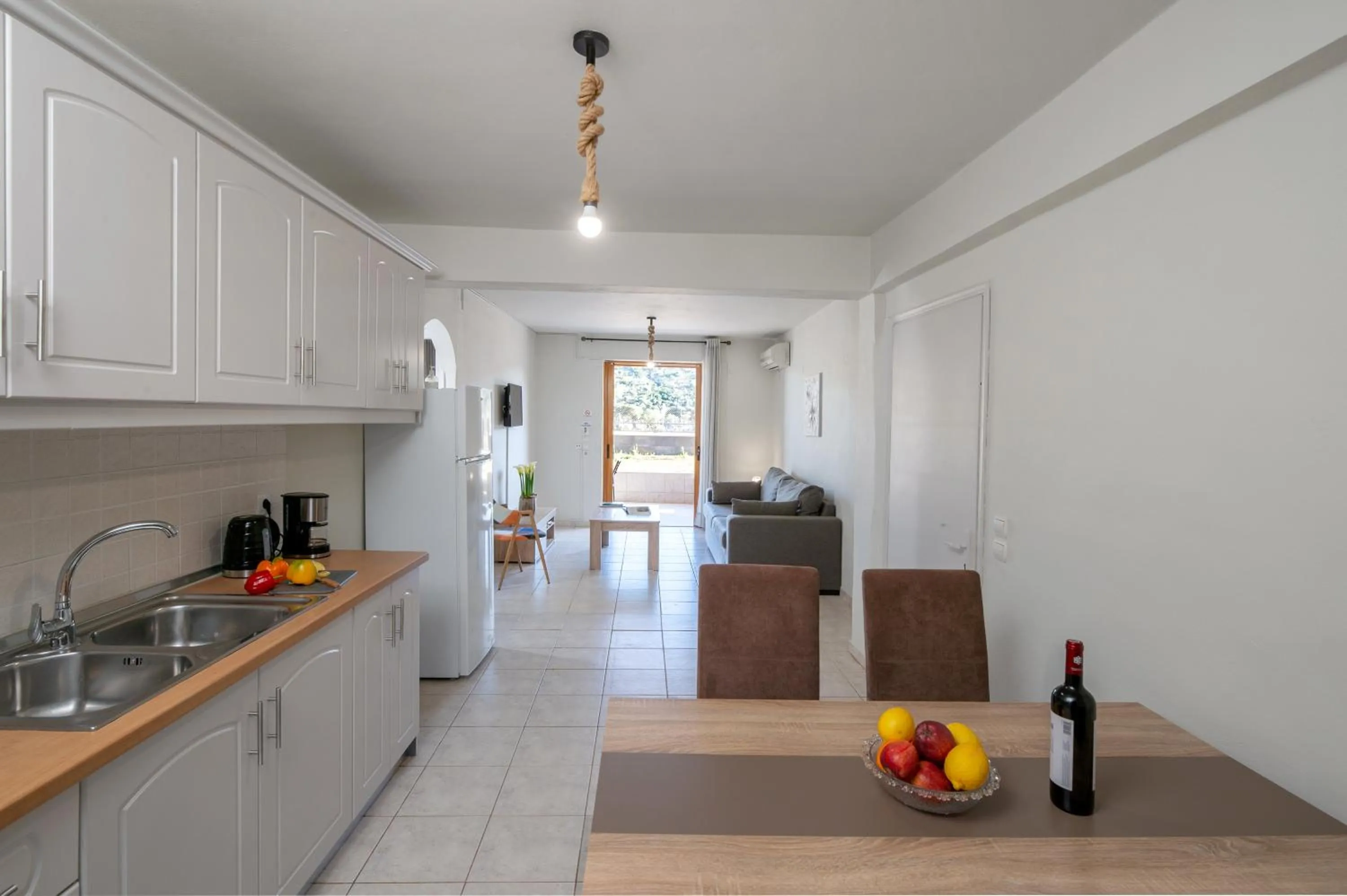 Coffee/tea facilities in ID Holiday Living