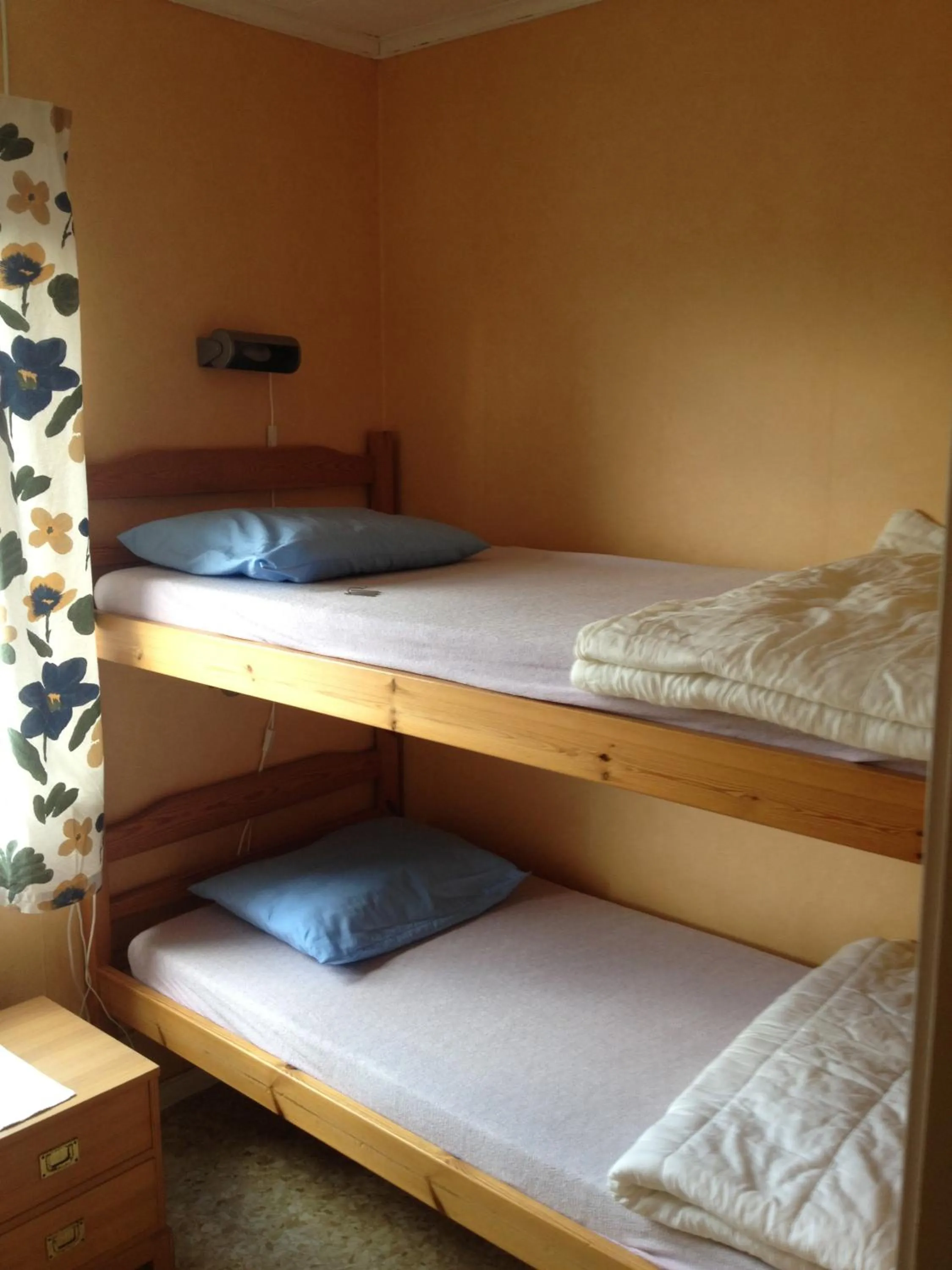 bunk bed, Bed in Källviken Semesterby