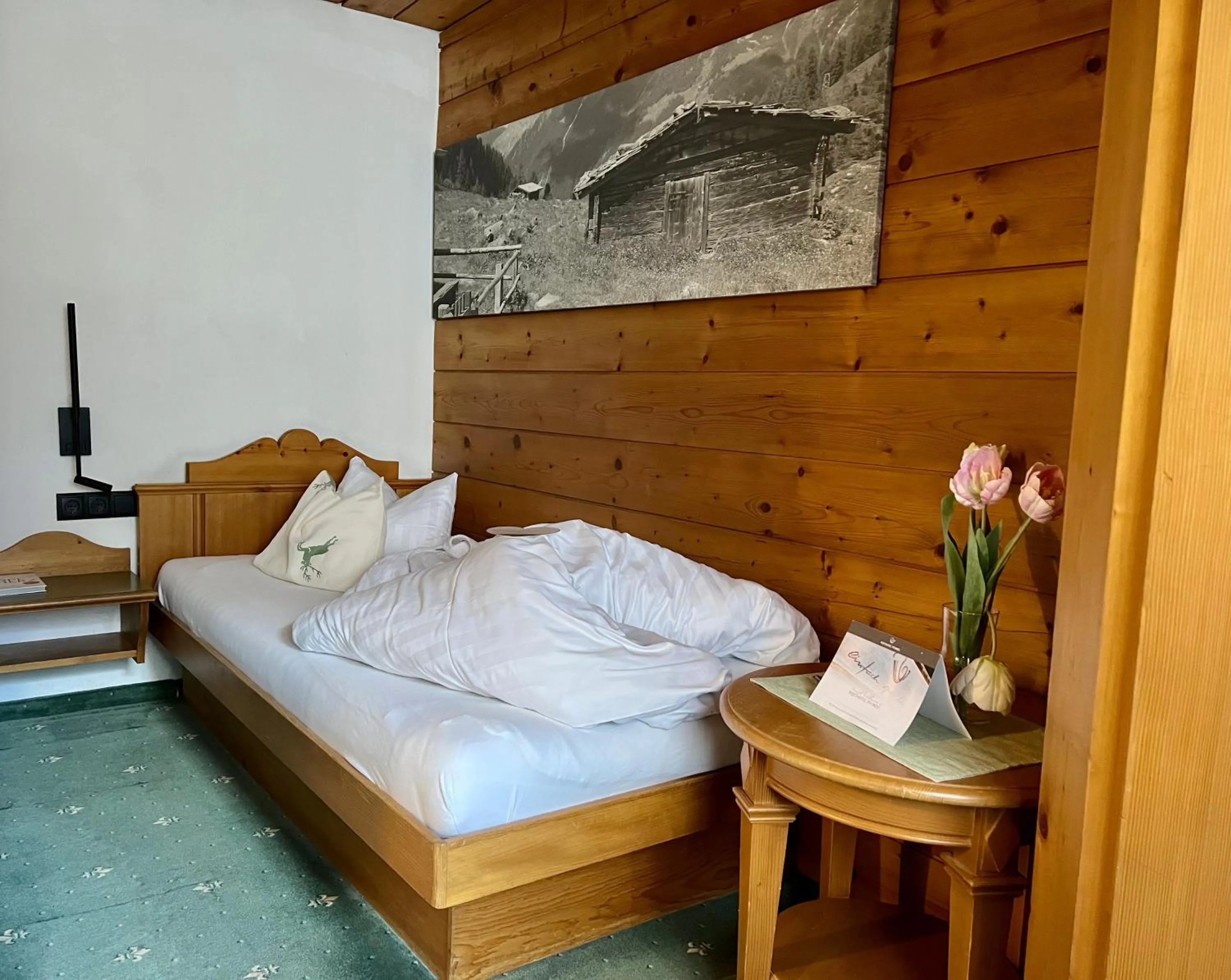 Bed in Posthotel Pfunds