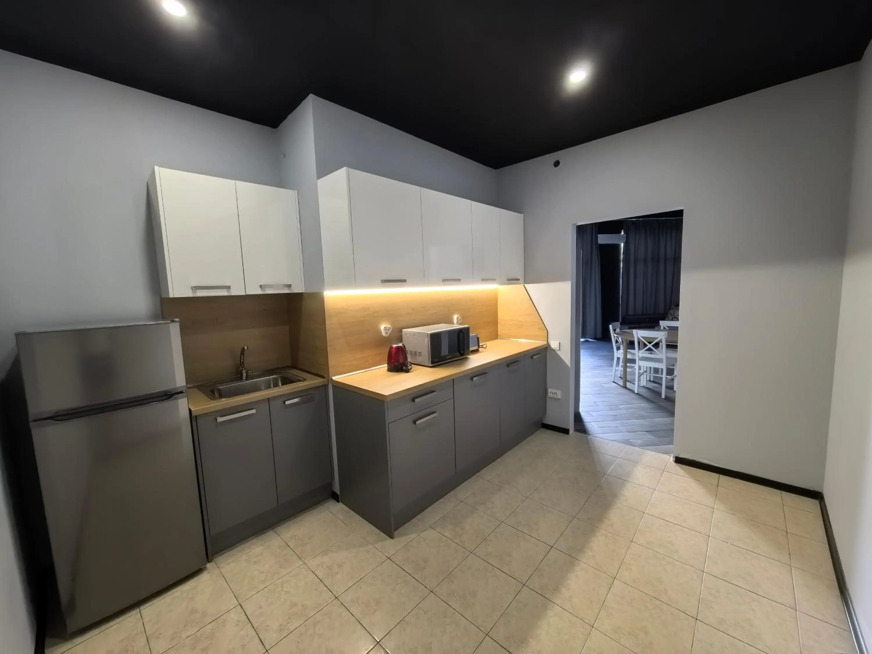 Rose Garden Omax Apartments