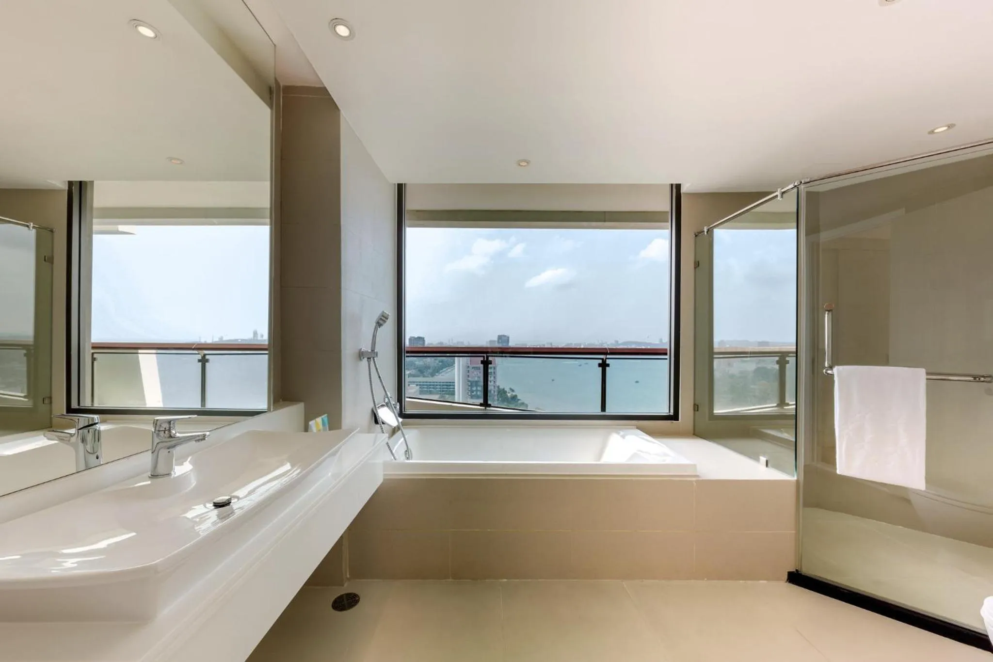 Bathroom in Cape Dara Resort