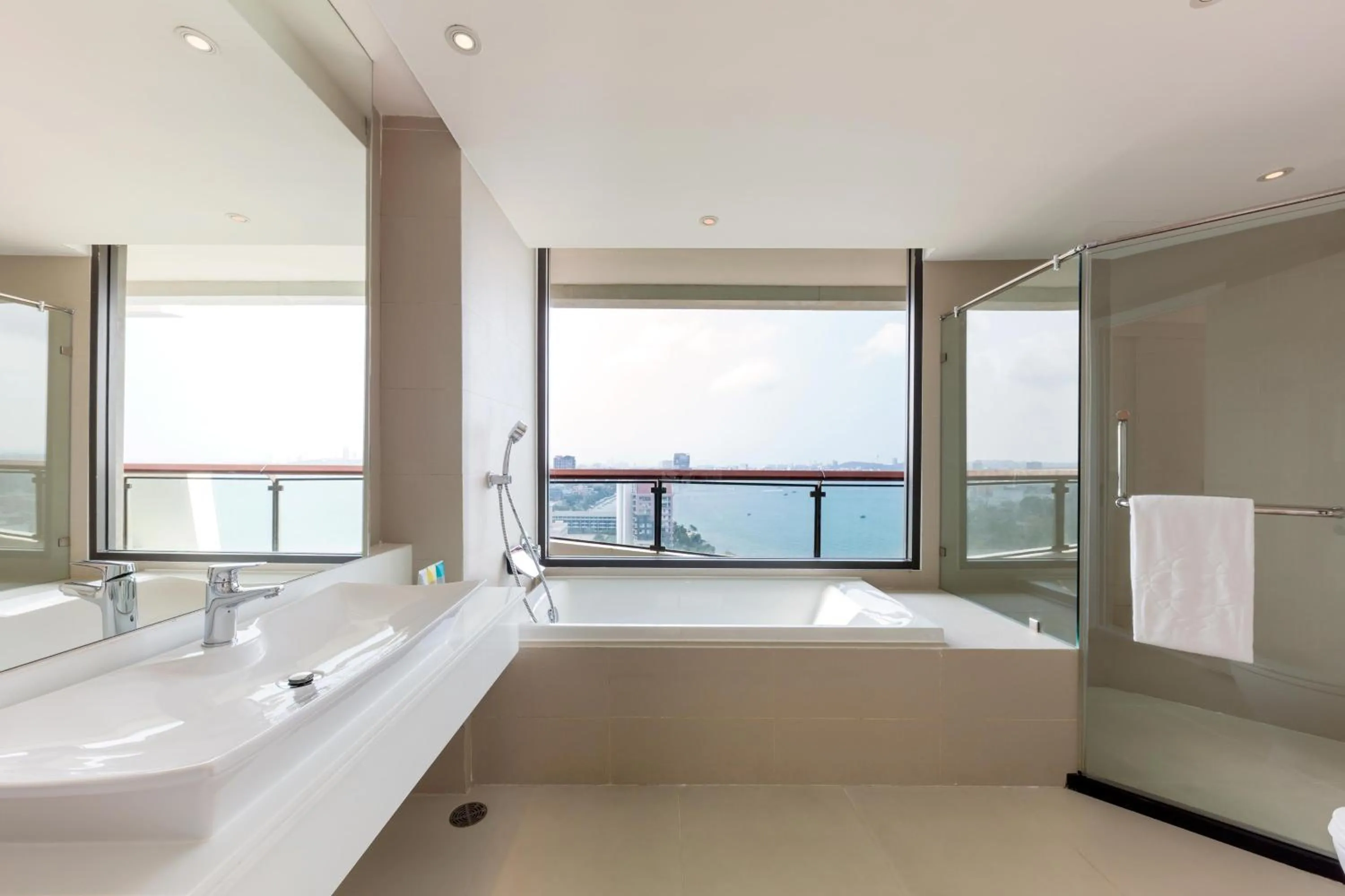 Bathroom in Cape Dara Resort