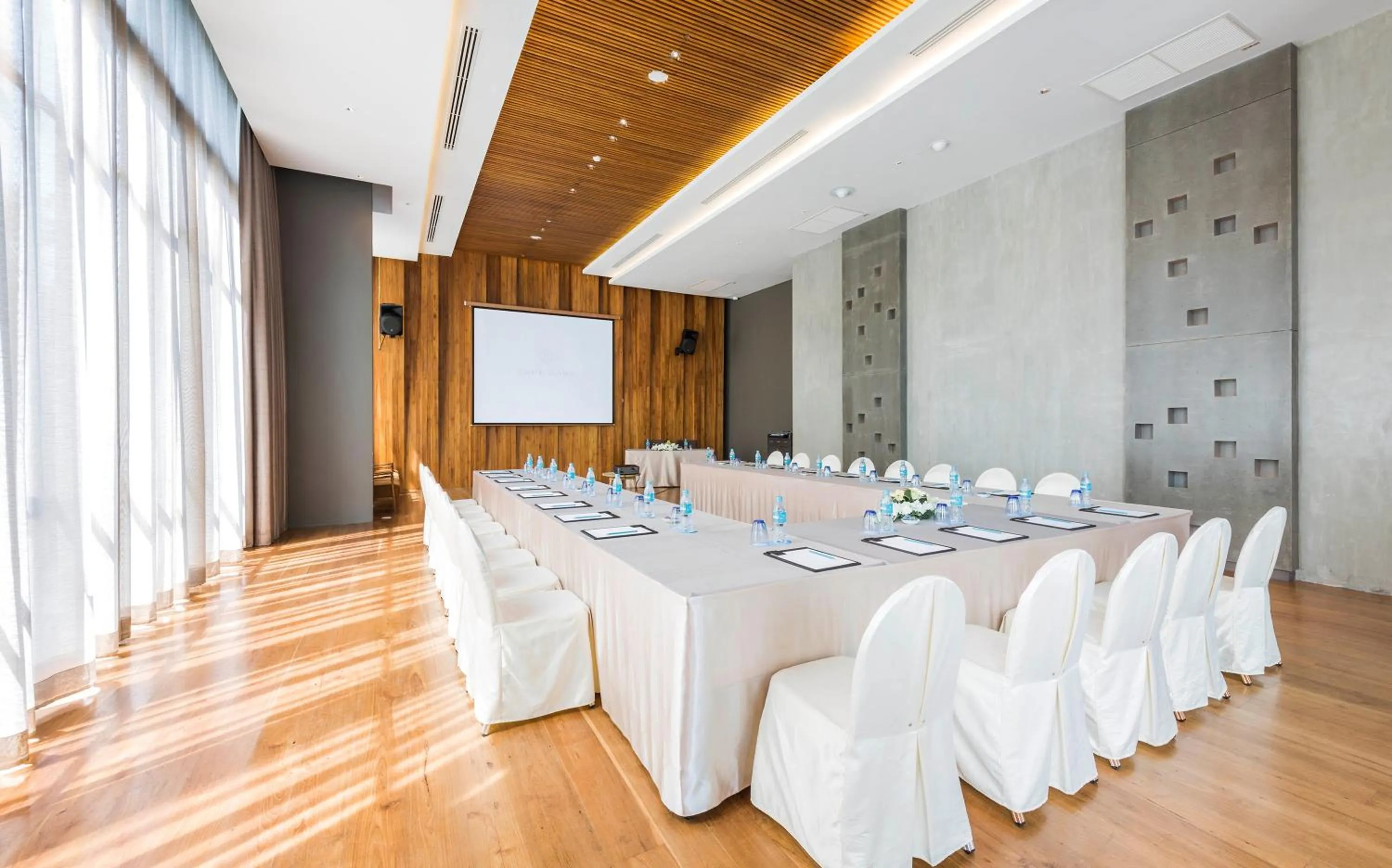 Meeting/conference room in Cape Dara Resort